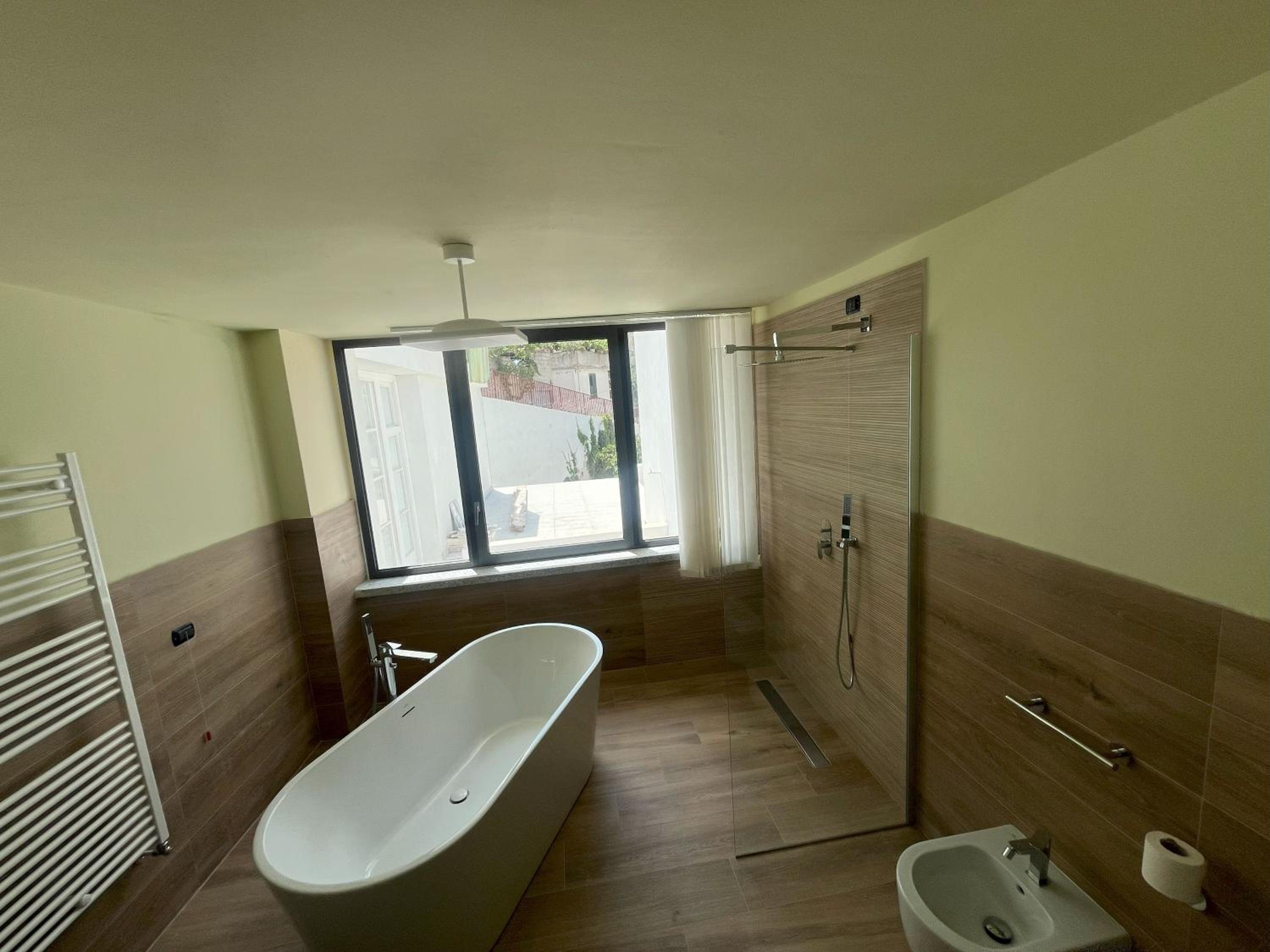 Deluxe Double Room with Bath photo 3