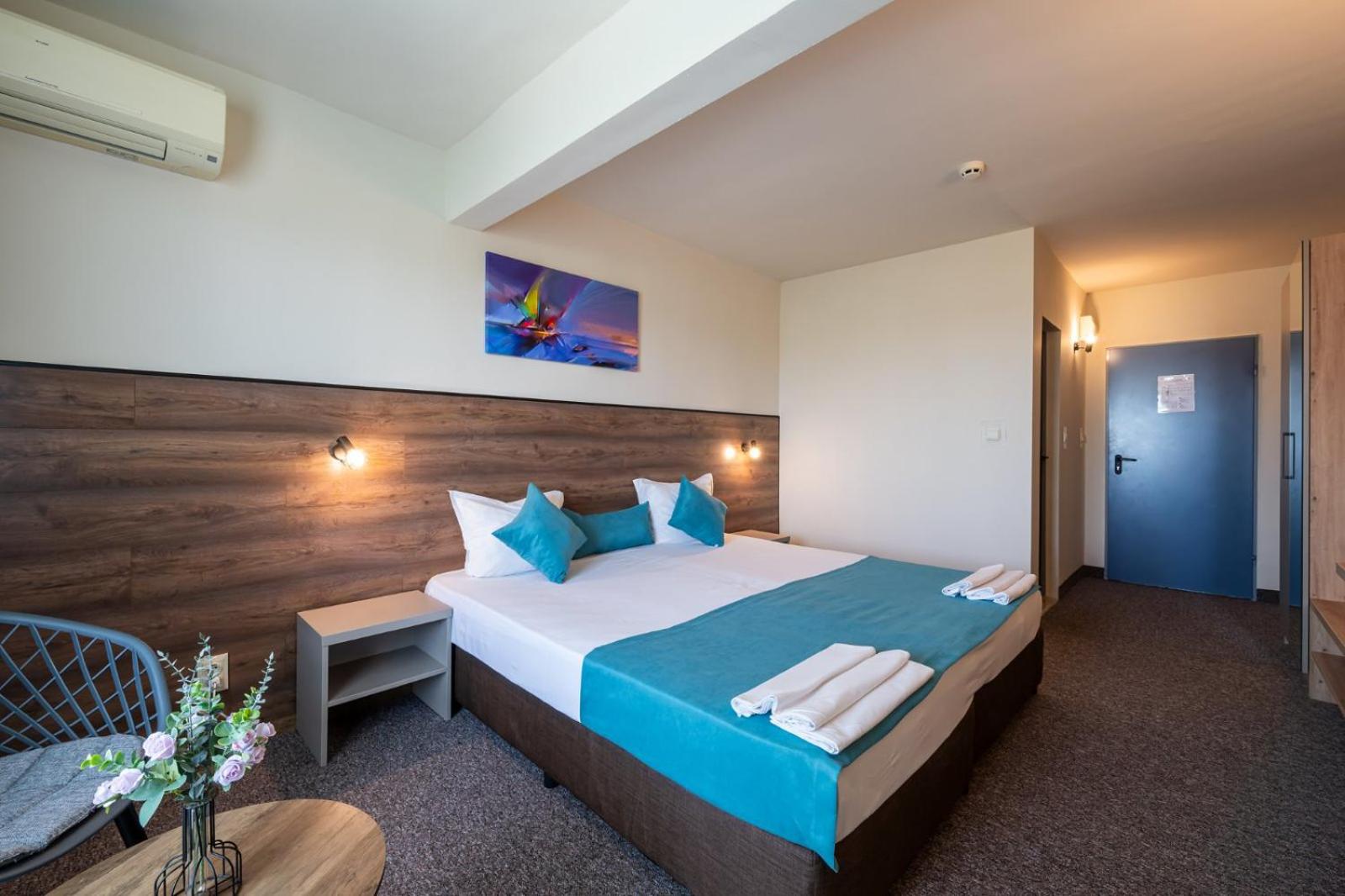 Double or Twin Room with Balcony (2 Adults + 1 Child)