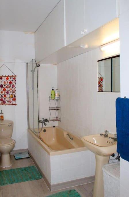 Two-Bedroom Apartment photo 3