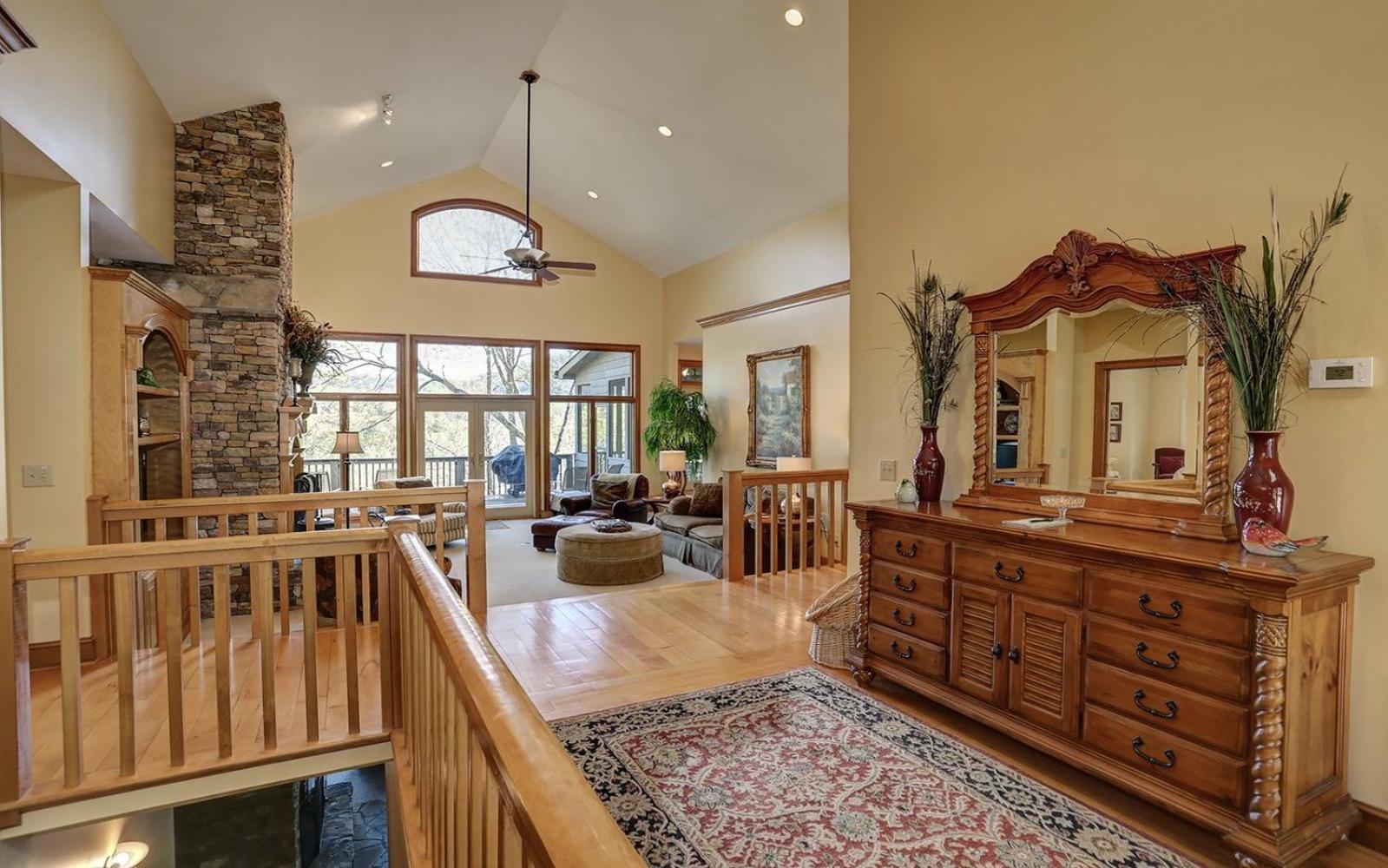 Four-Bedroom House photo 2