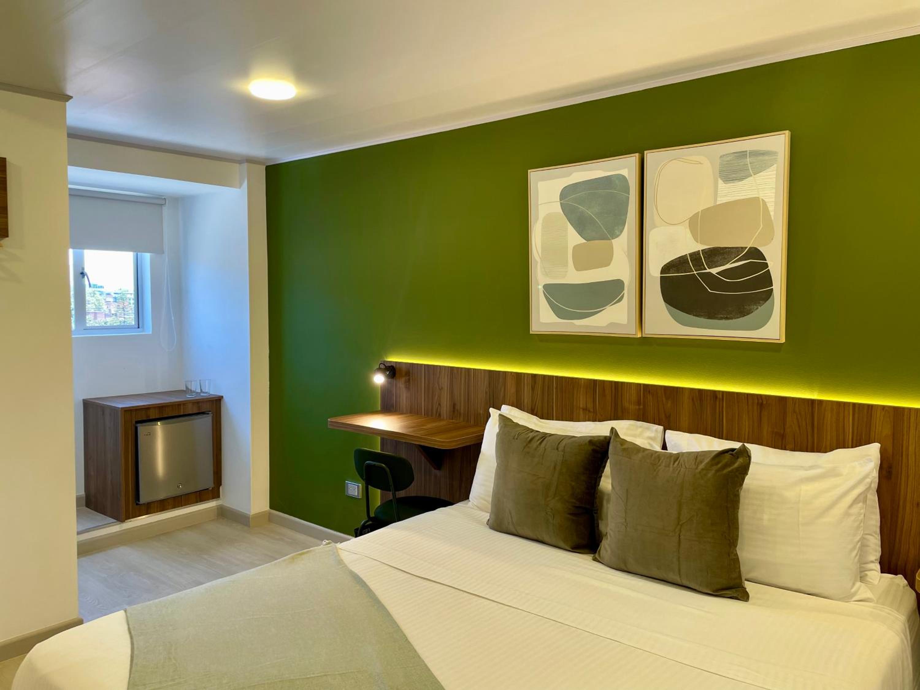 Superior Queen Room