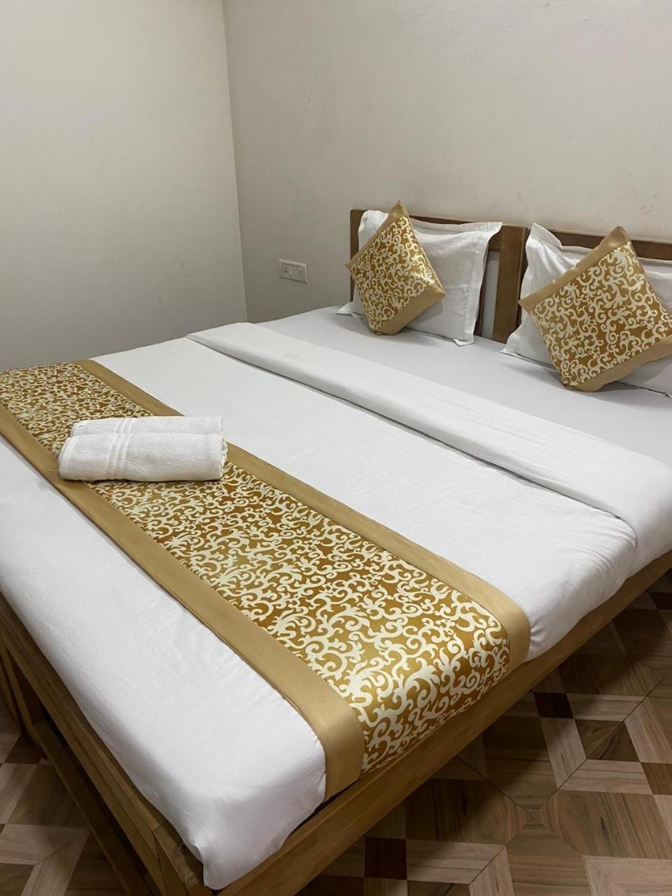 Queen Room With Balcony photo 1