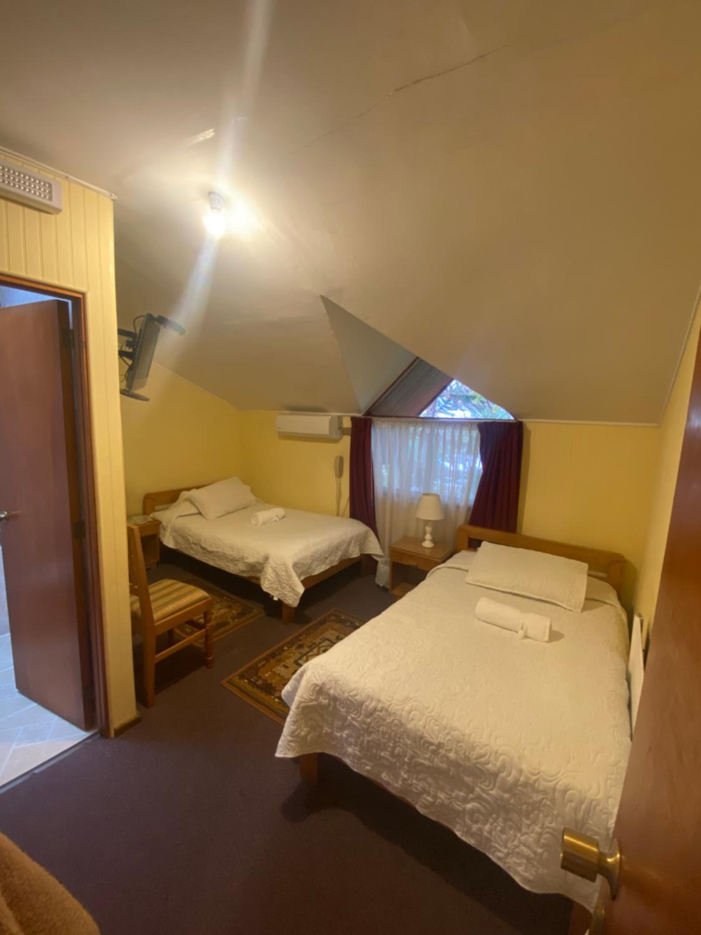 Standard Twin Room photo 1