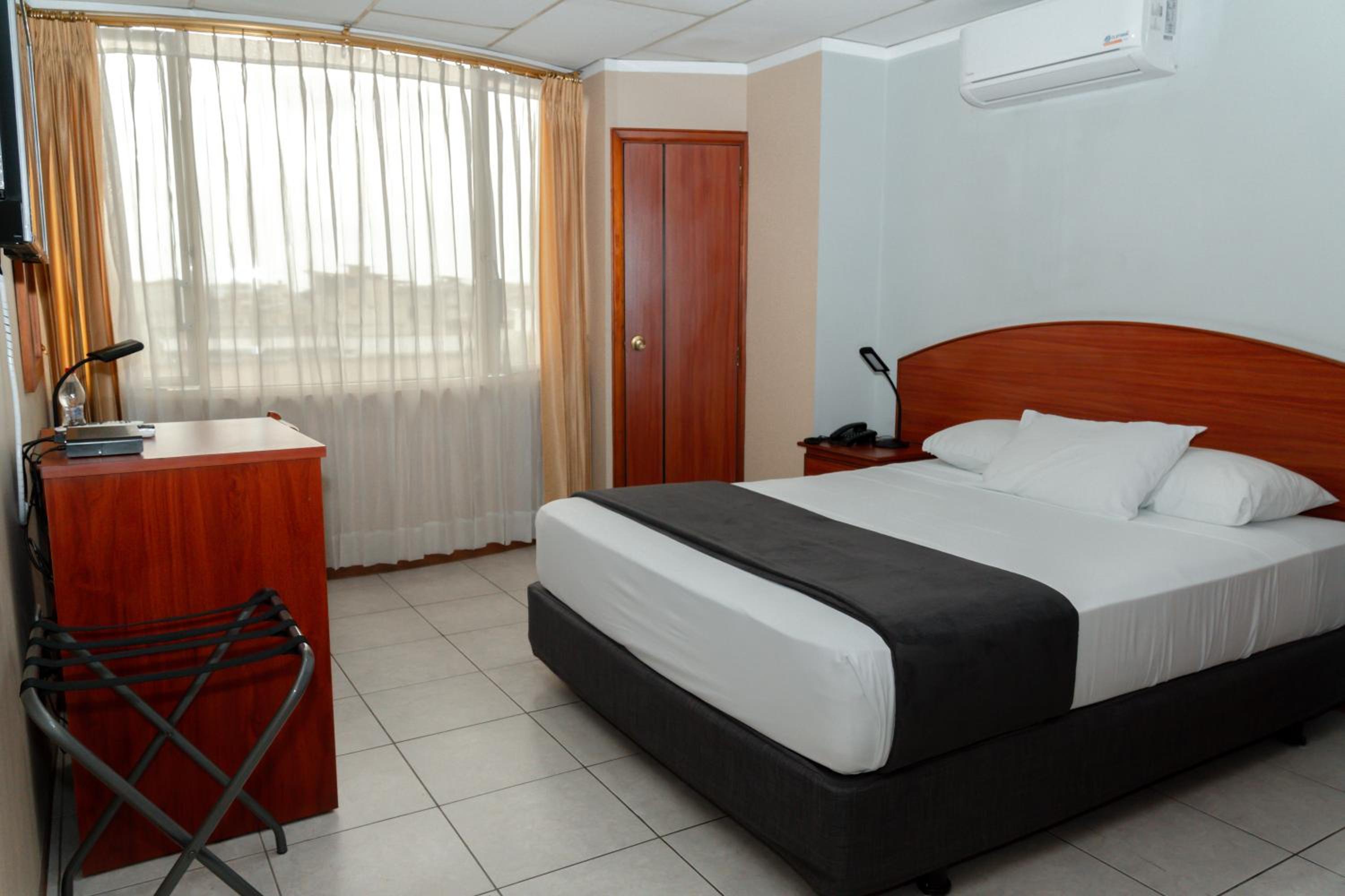 Single Room photo 2