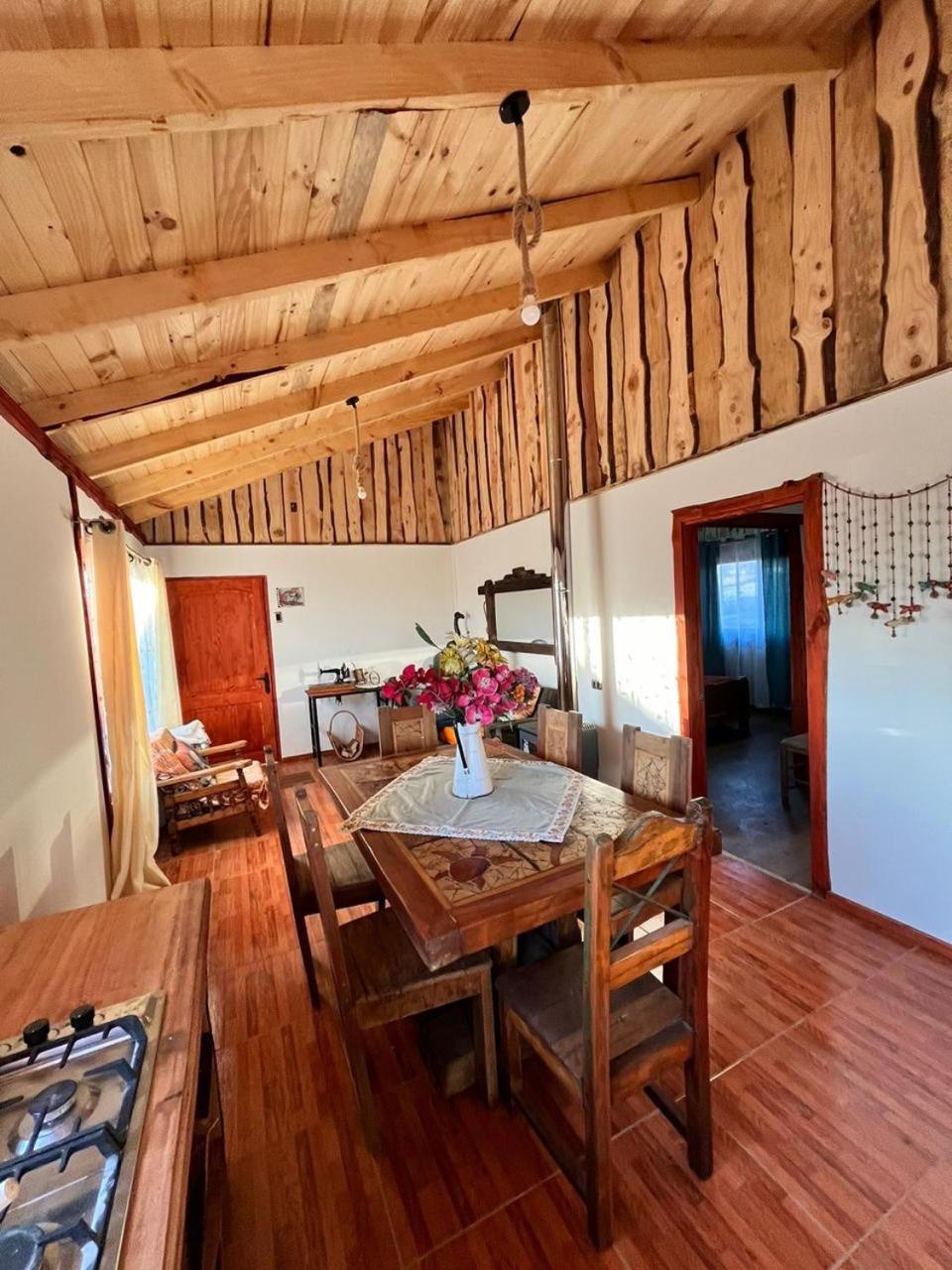 Three-Bedroom House photo 2