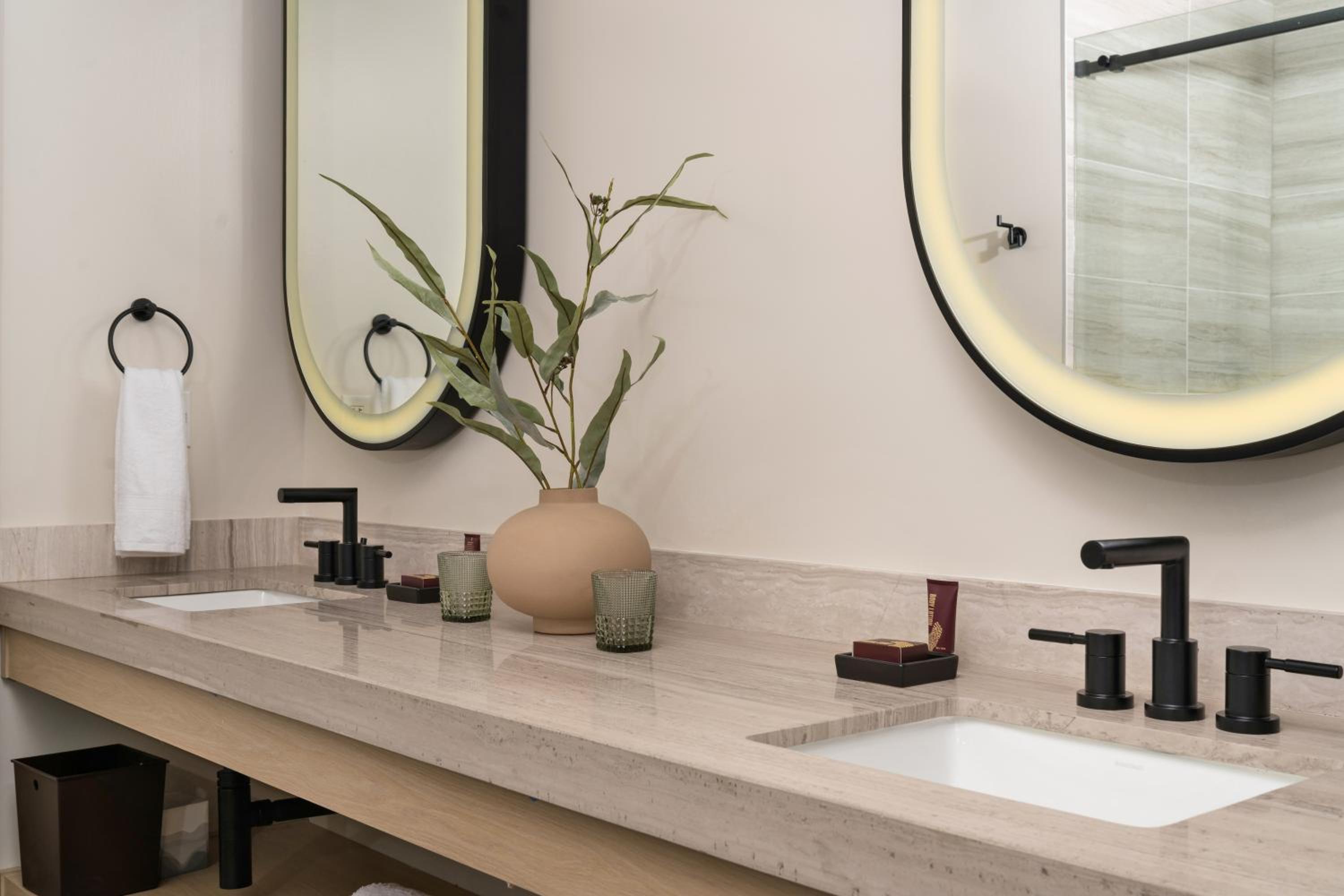 Suite photo 2