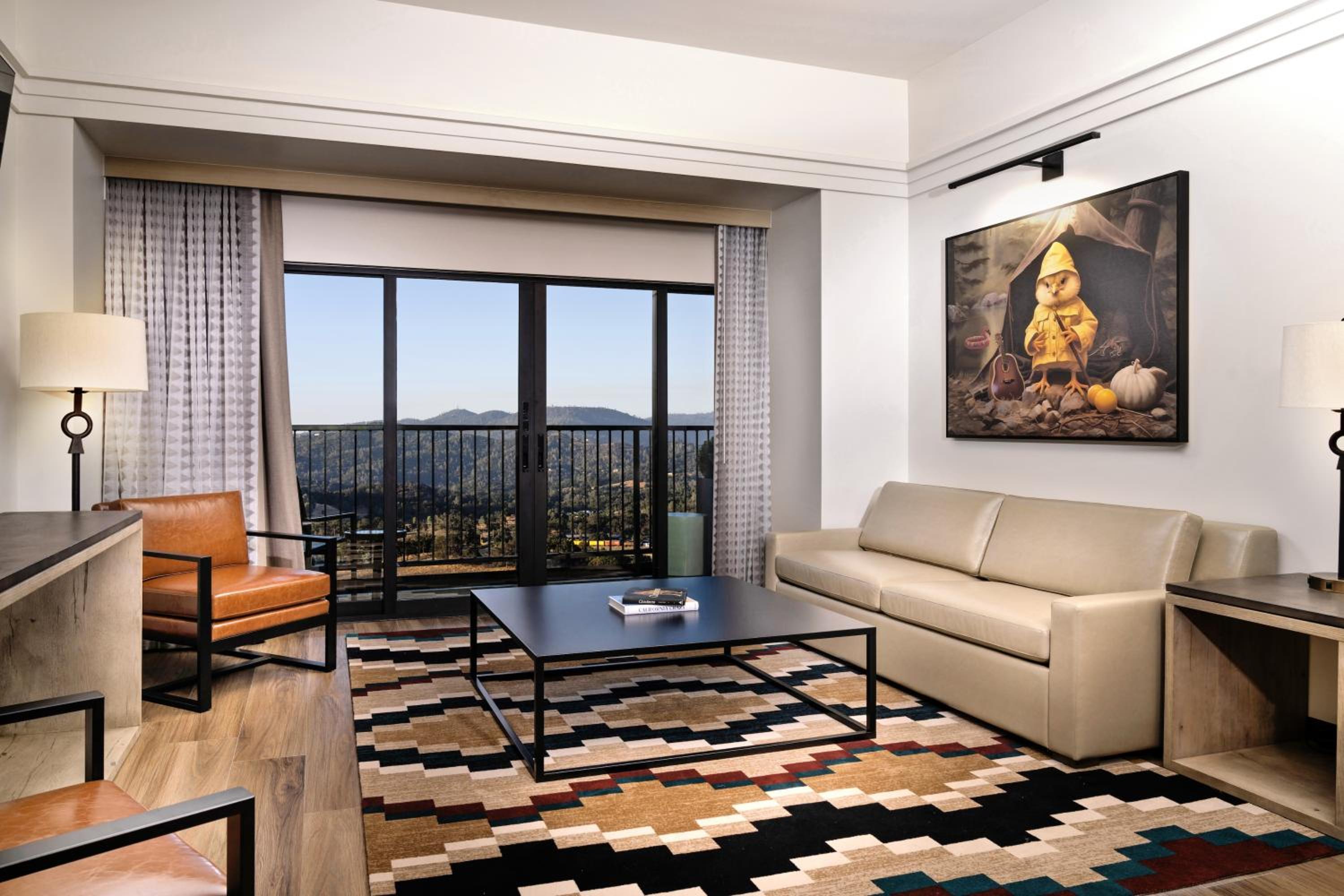 One-Bedroom Suite photo 2