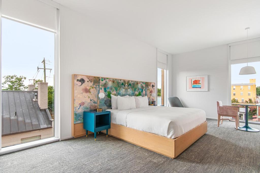 Standard King Room - Photo 1