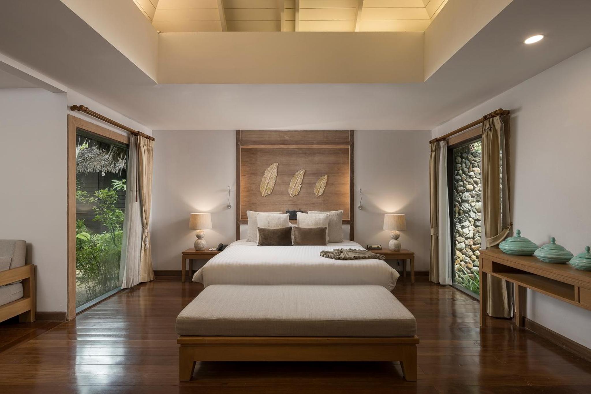 Villa - Photo 1