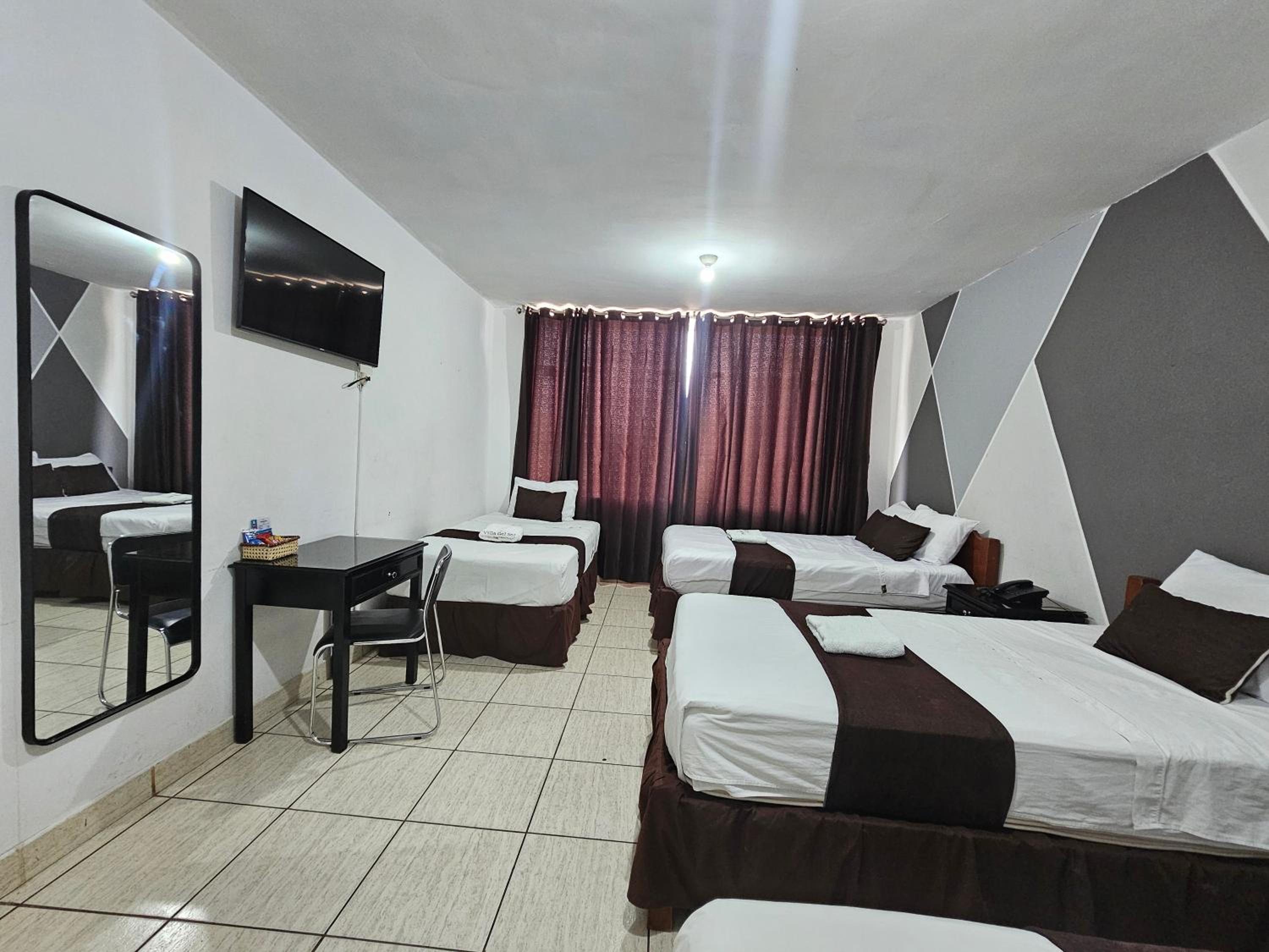 Quadruple Room photo 2