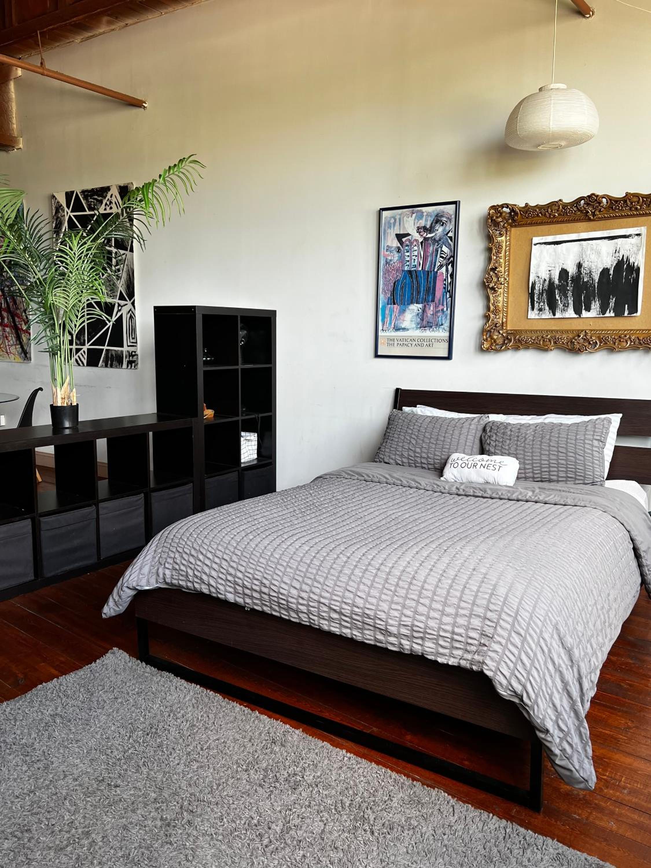 One-Bedroom Apartment photo 3