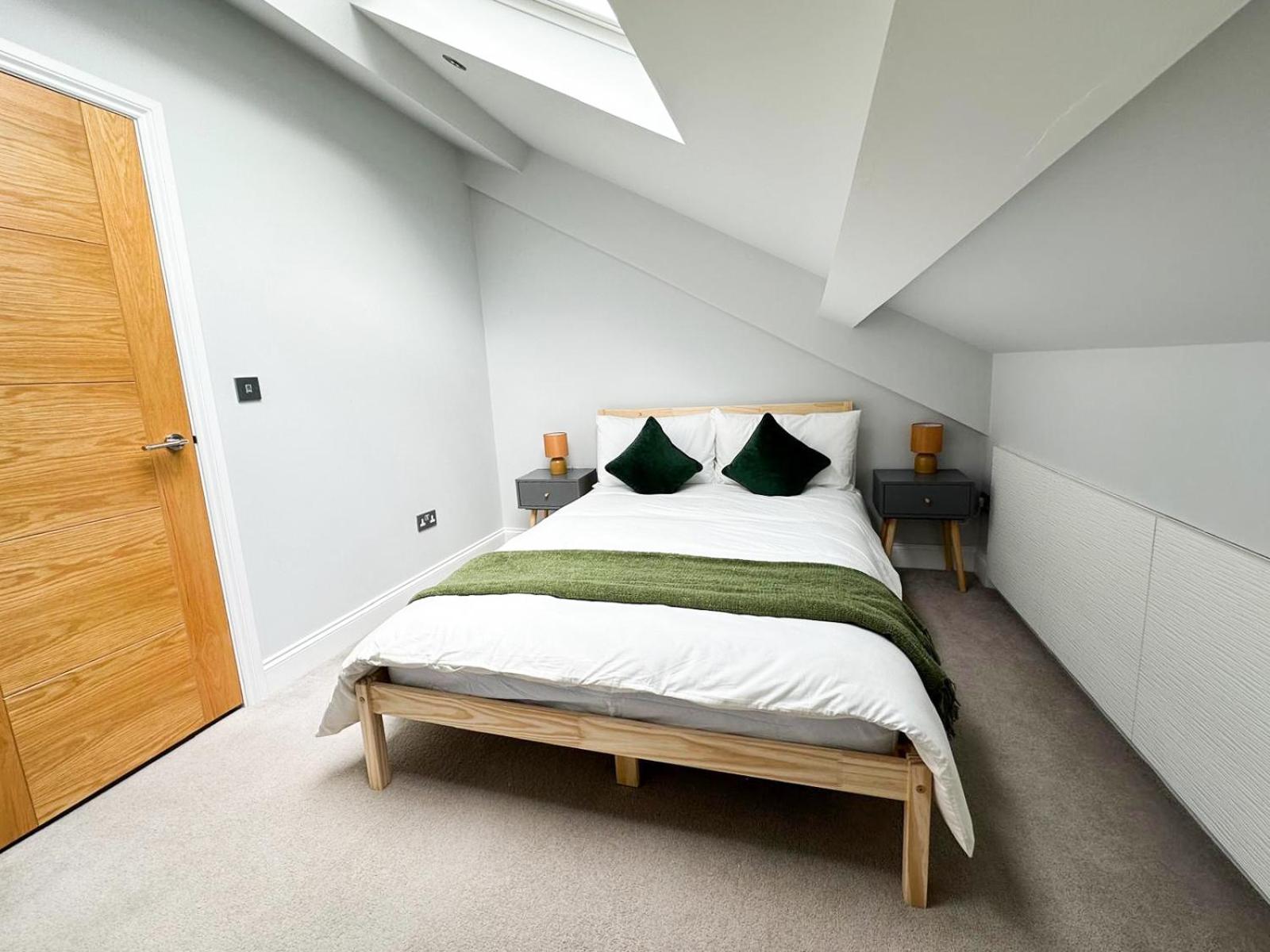 Two-Bedroom House photo 3
