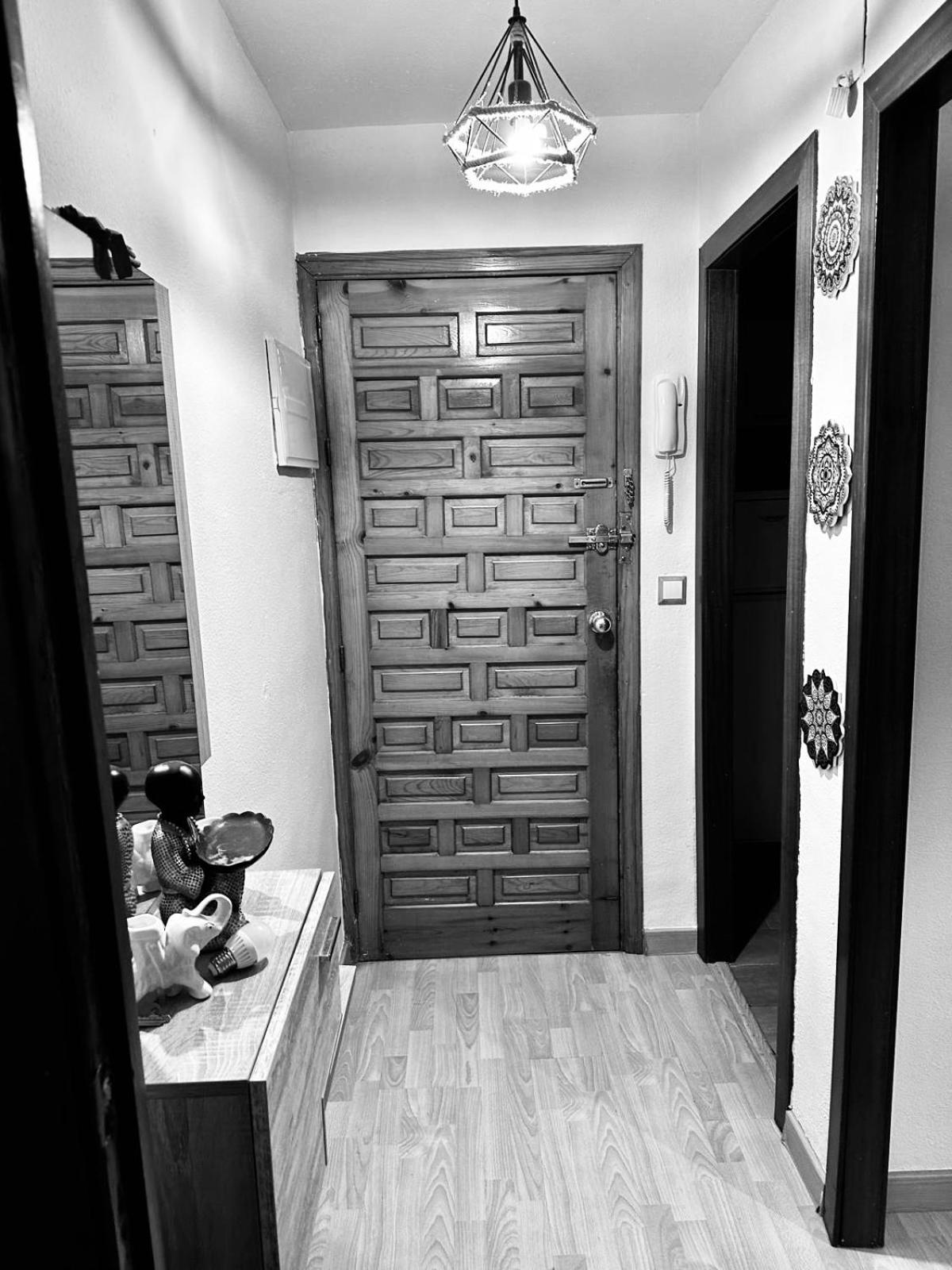 One-Bedroom Apartment - Photo 13
