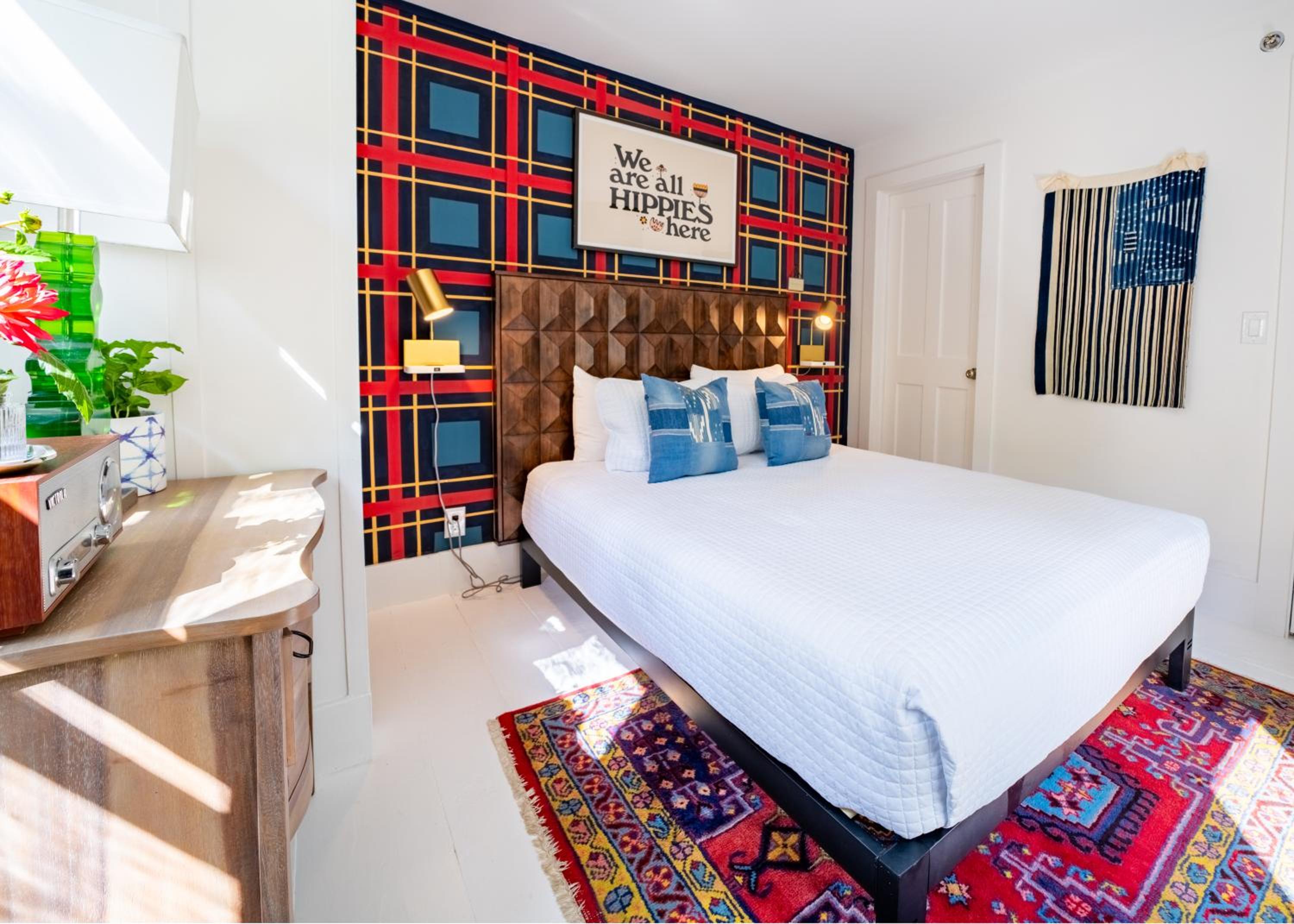 Standard Queen Room