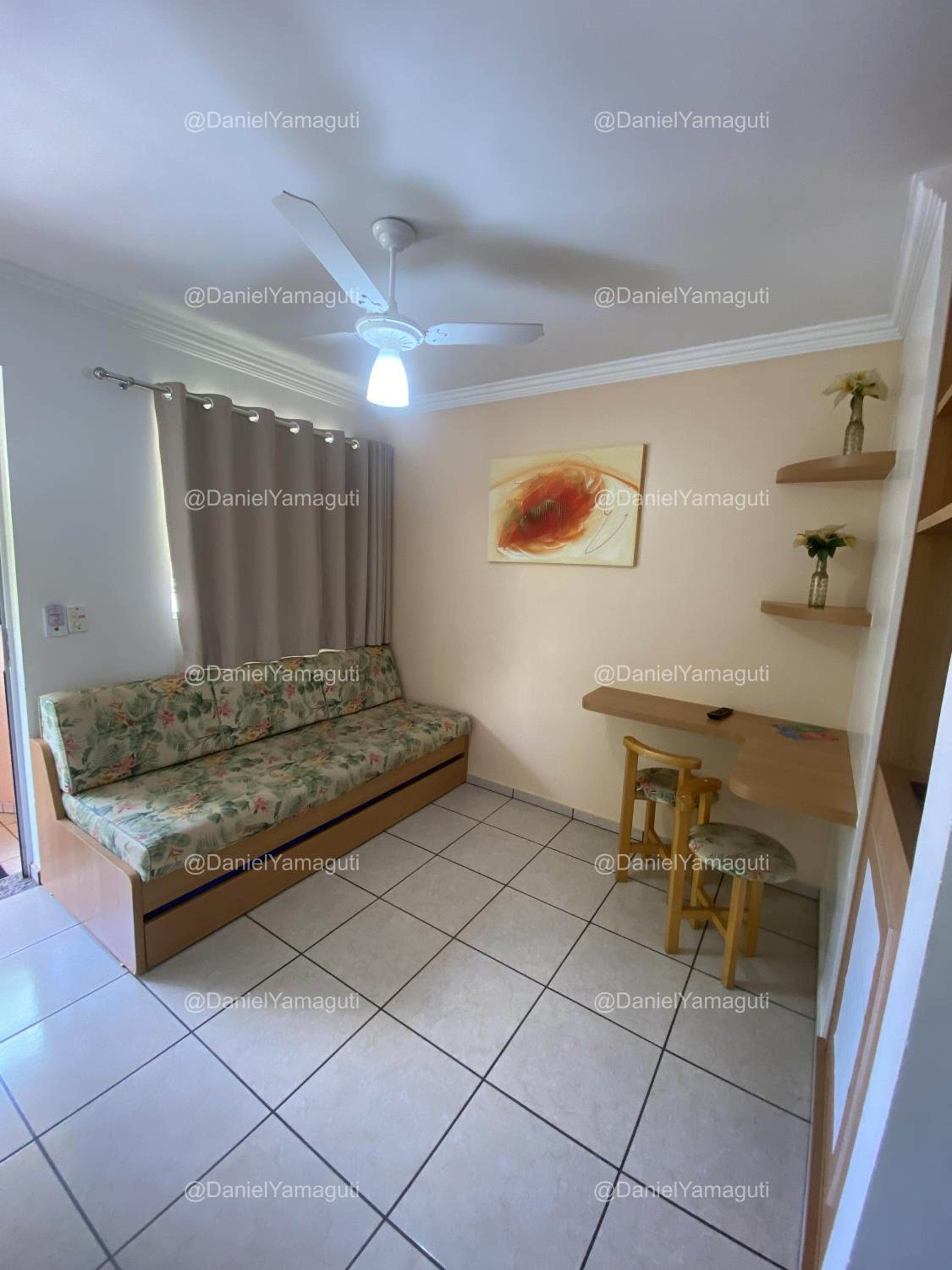 Family Room - Photo 4