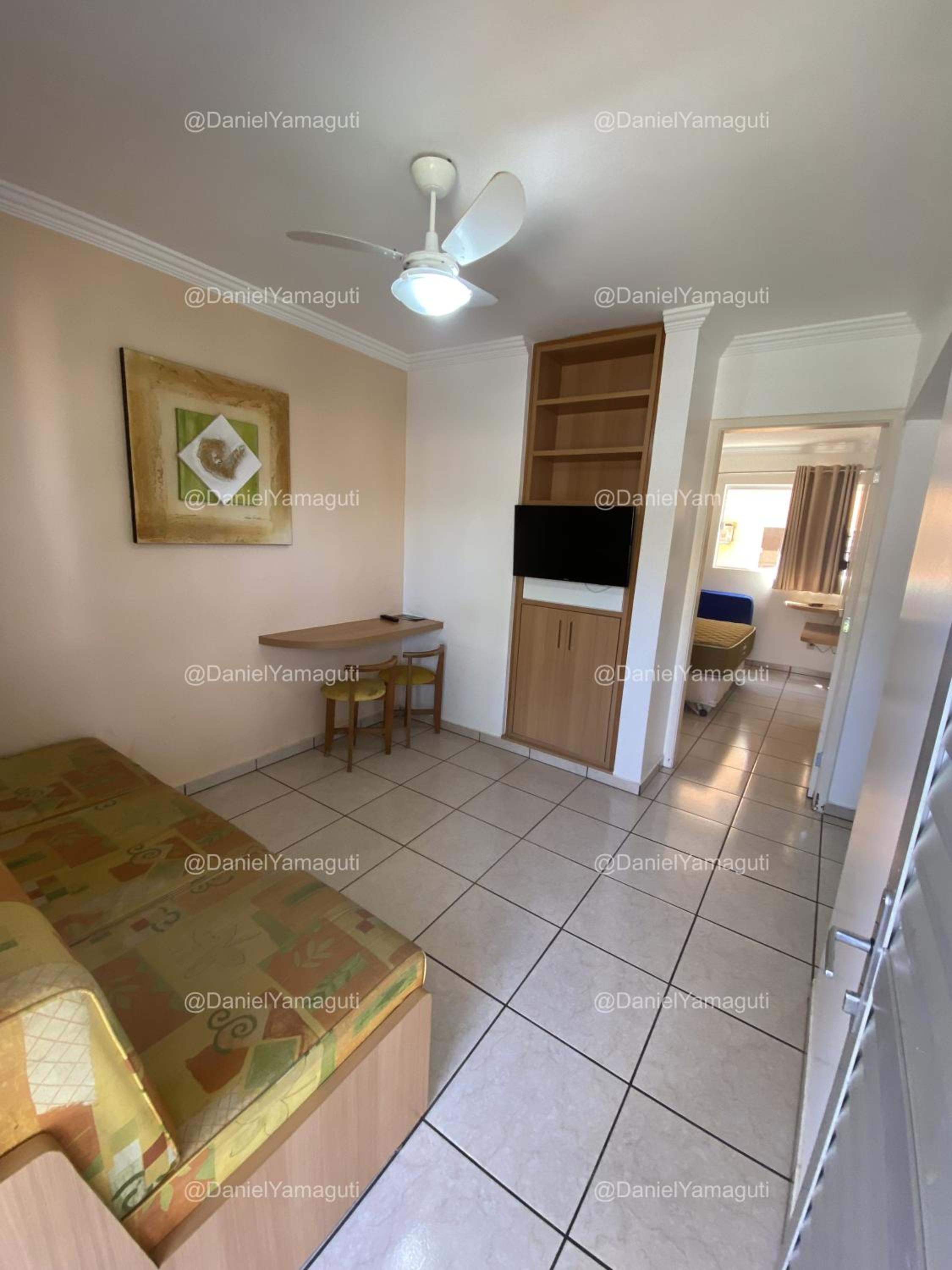 Family Room - Photo 2