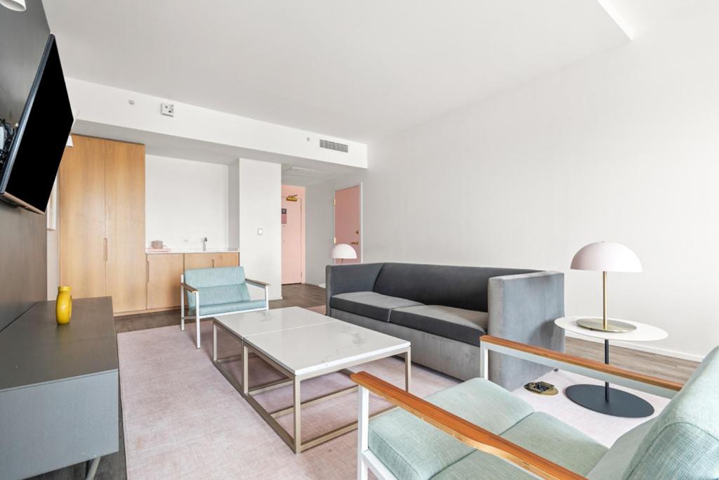 Executive Suite