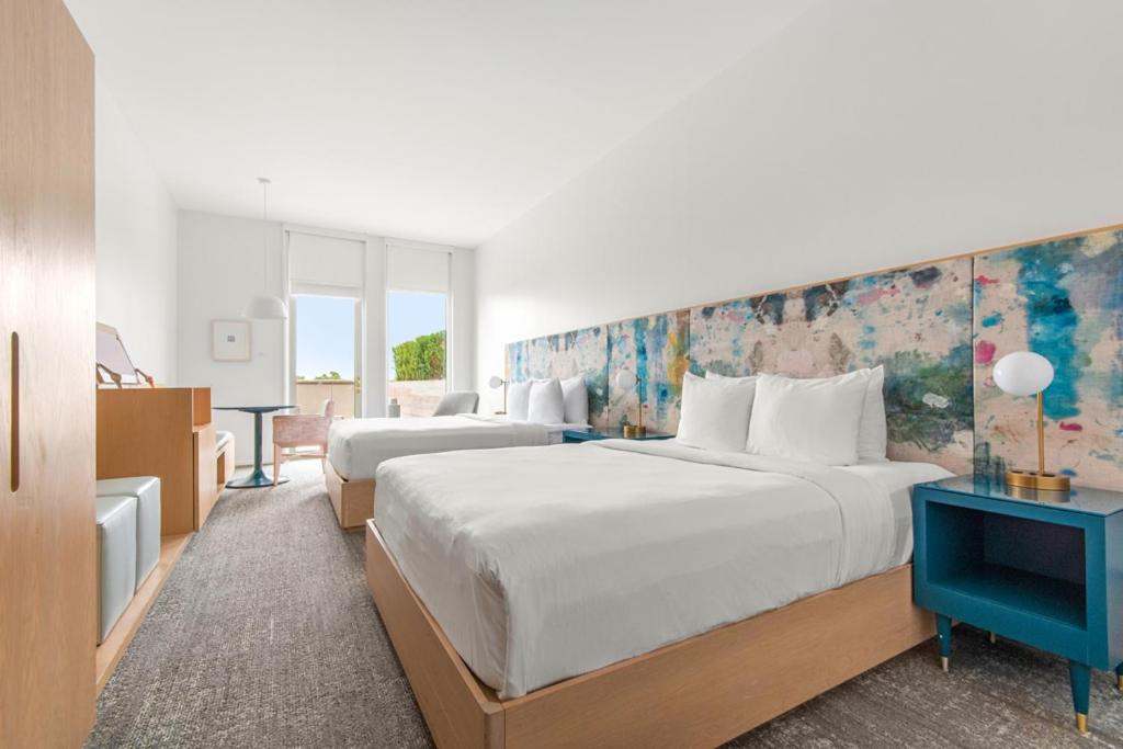 Deluxe Double Room with Balcony - Photo 1
