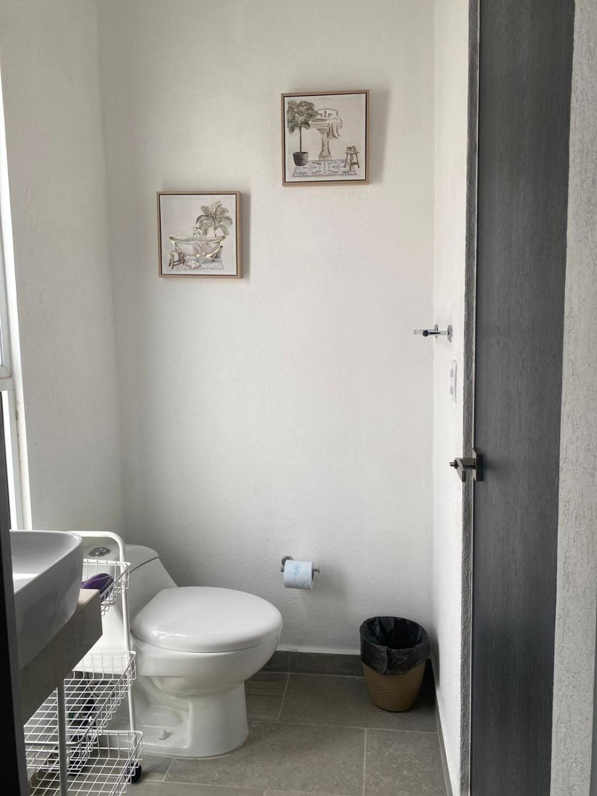 Three-Bedroom House photo 2