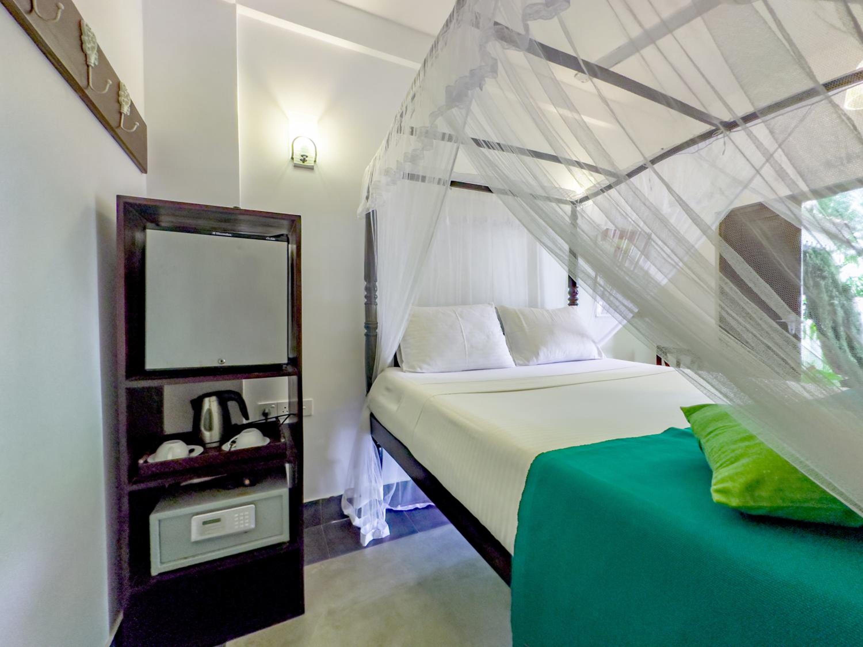 Deluxe Double Room with Balcony photo 1