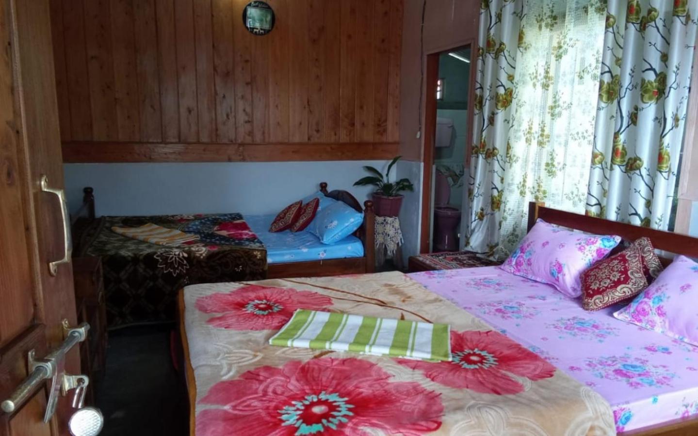 Quadruple Room - Photo 1