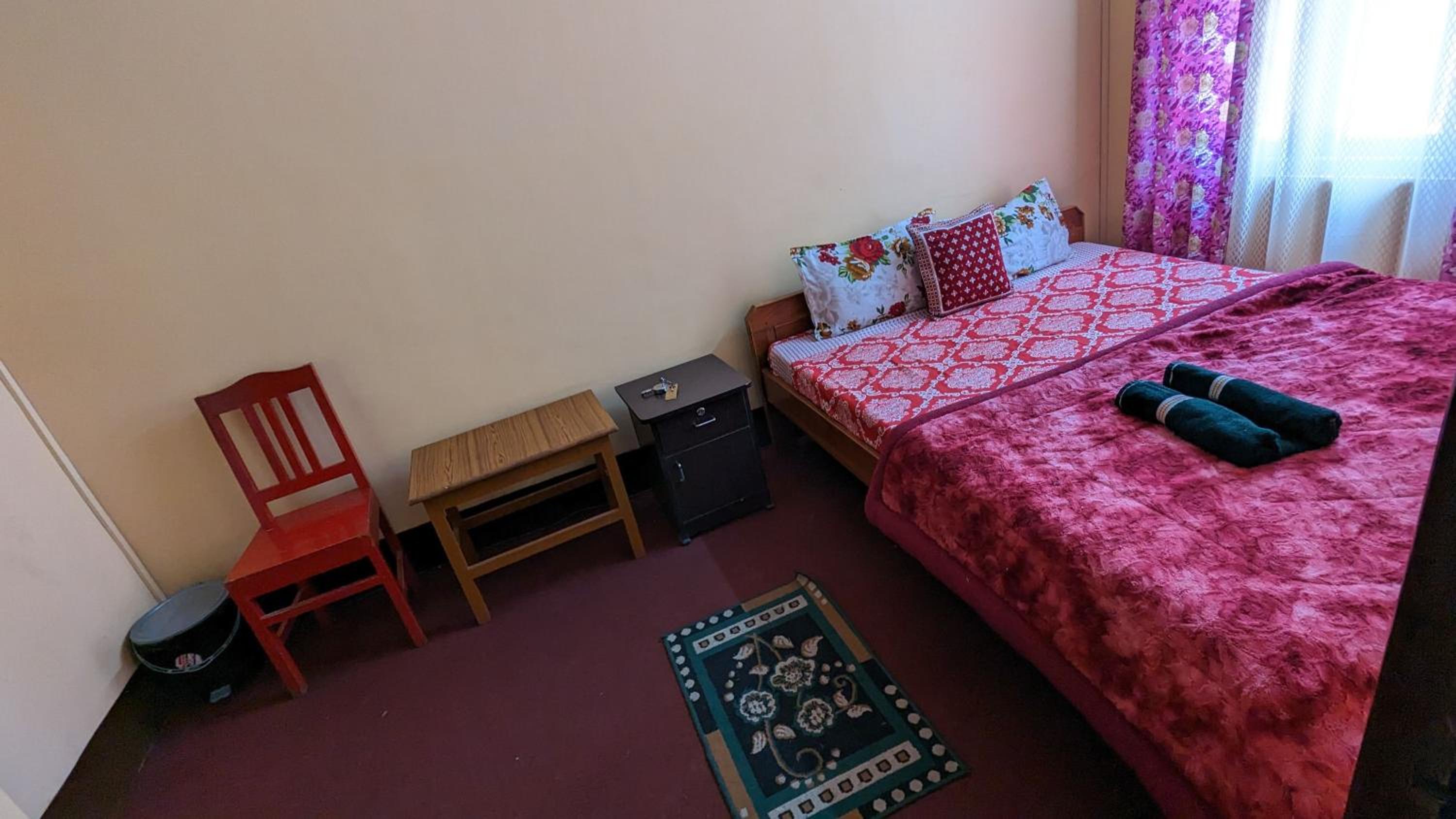 Budget Double Room photo 3
