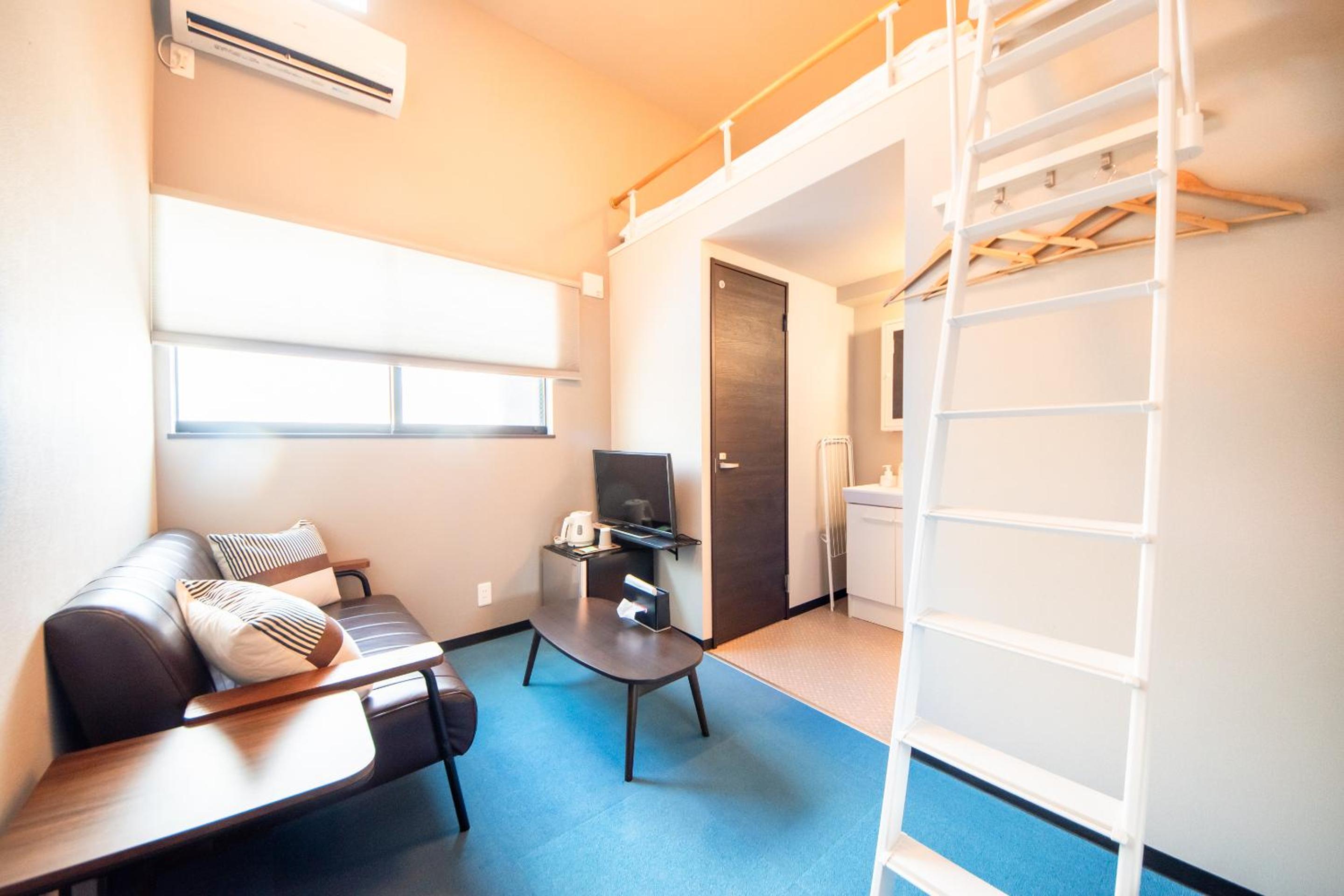 Standard Double Room - Photo 23