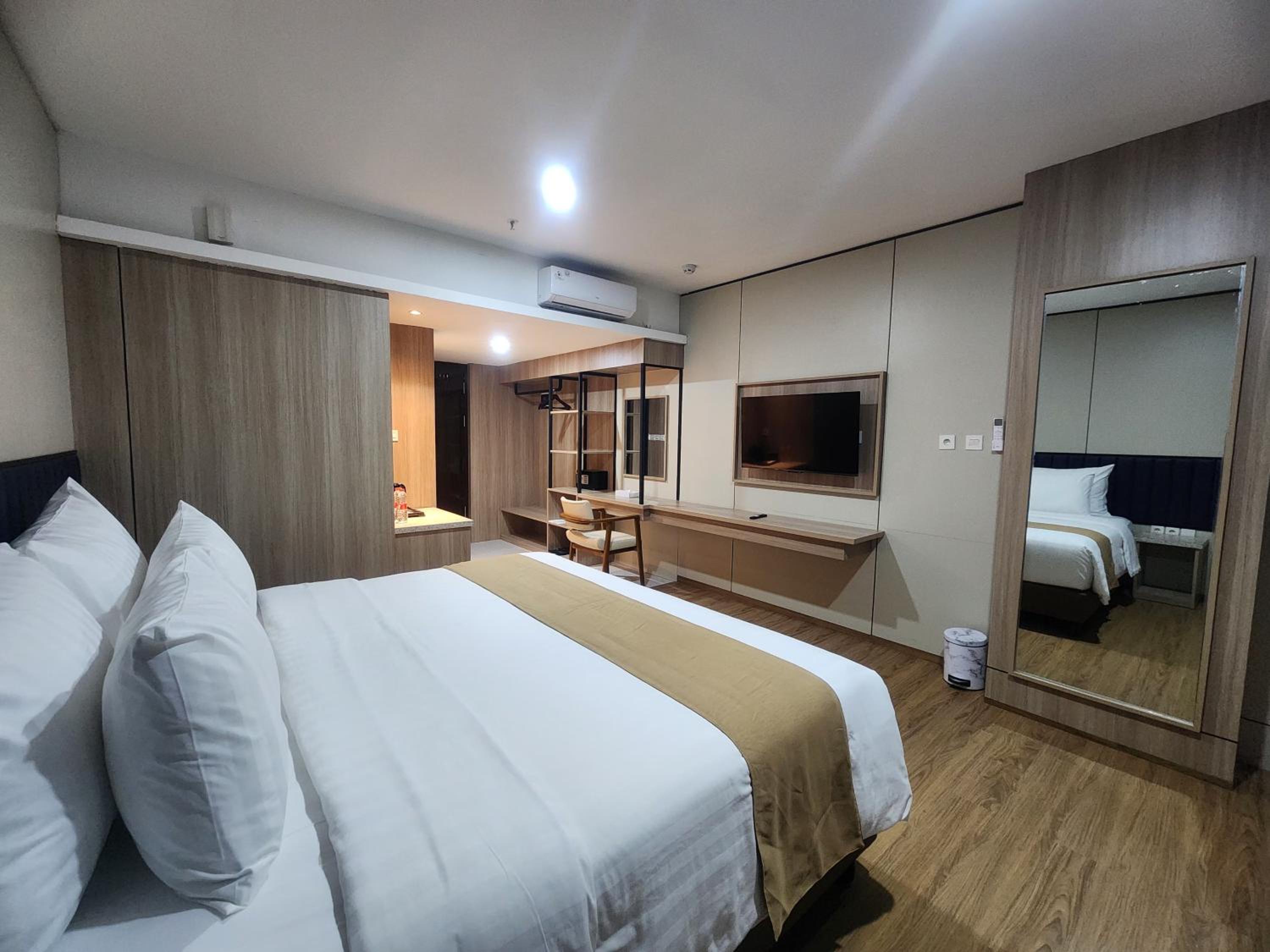 King Room with Mountain View photo 3