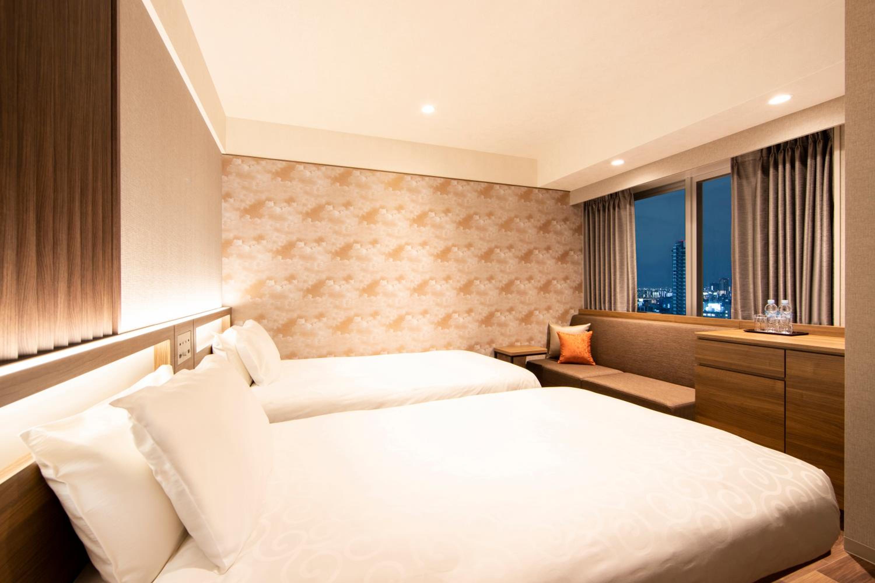 High Floor Superior Twin - Photo 3