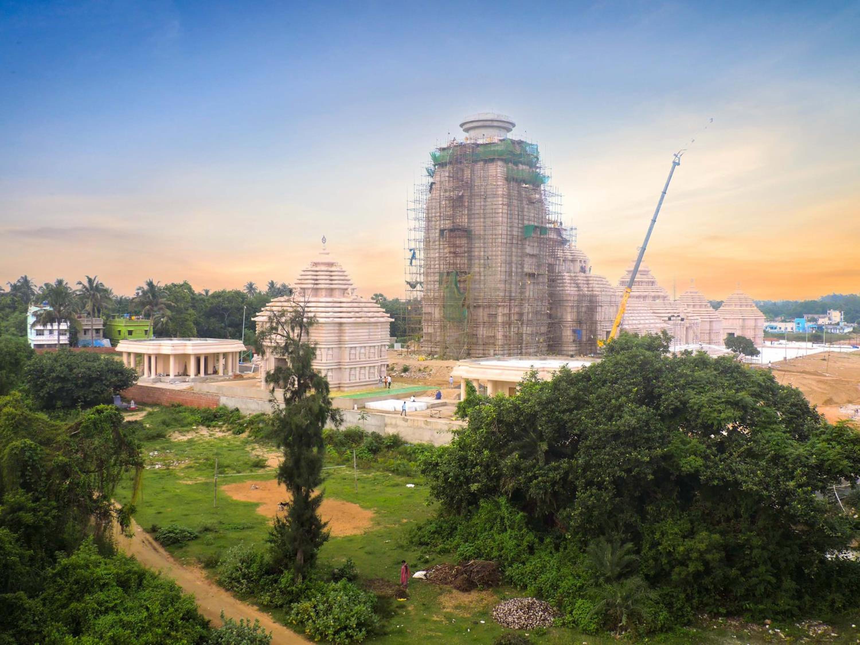 Suite Room with Jagannath Temple View from Balcony photo 1