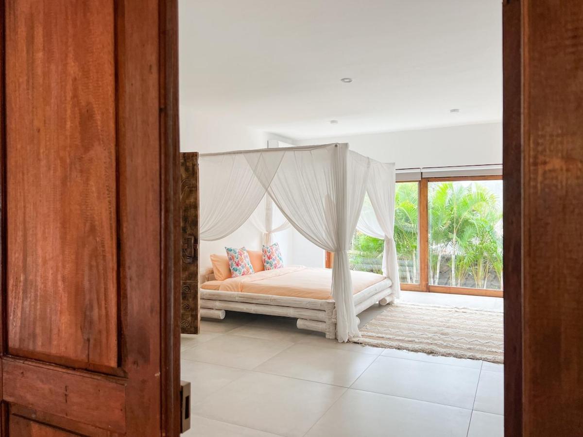 Villa with Private Pool photo 2