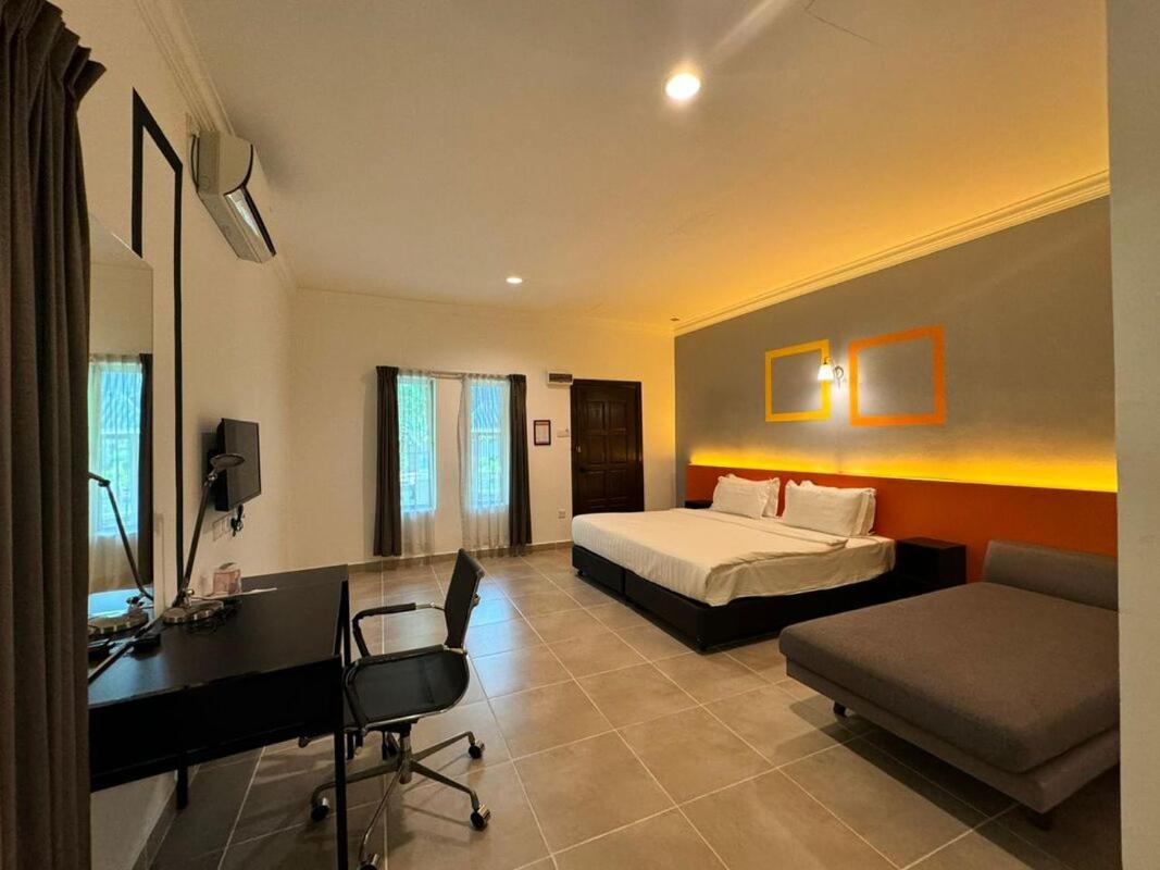Hibiscus Deluxe Comfort - Photo 11