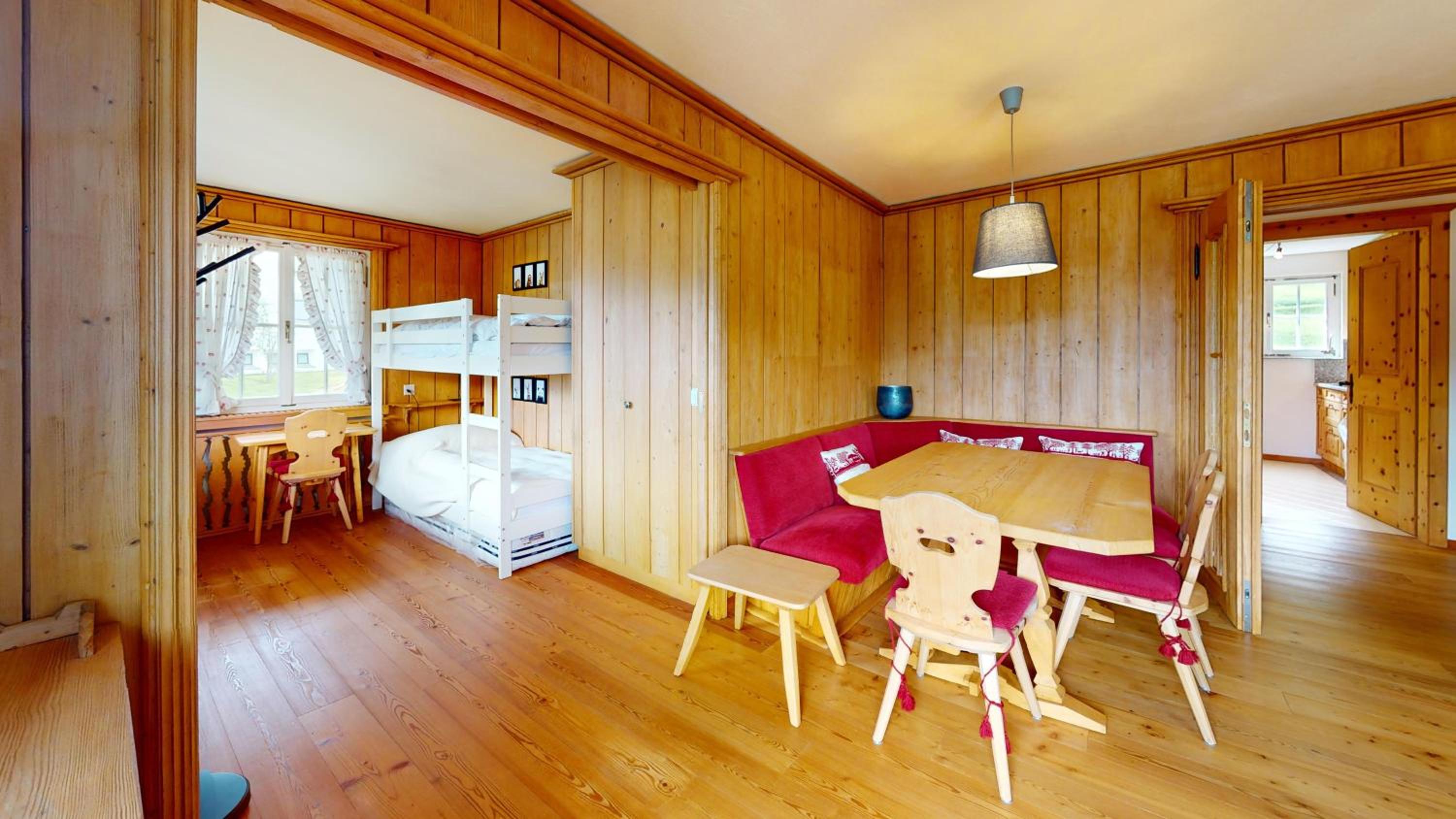 Apartment with Mountain View photo 3