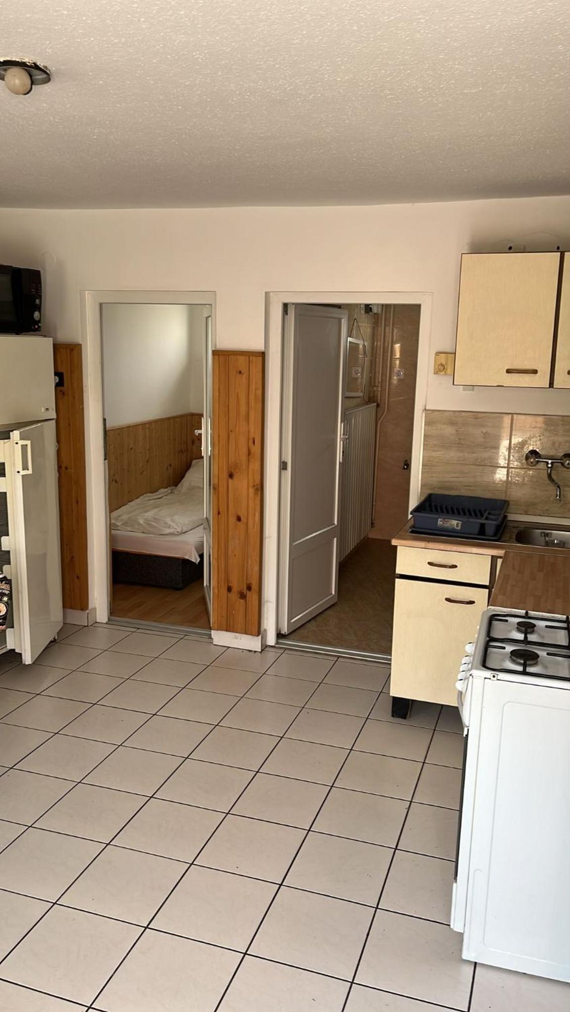 Triple Room with Shared Bathroom photo 3