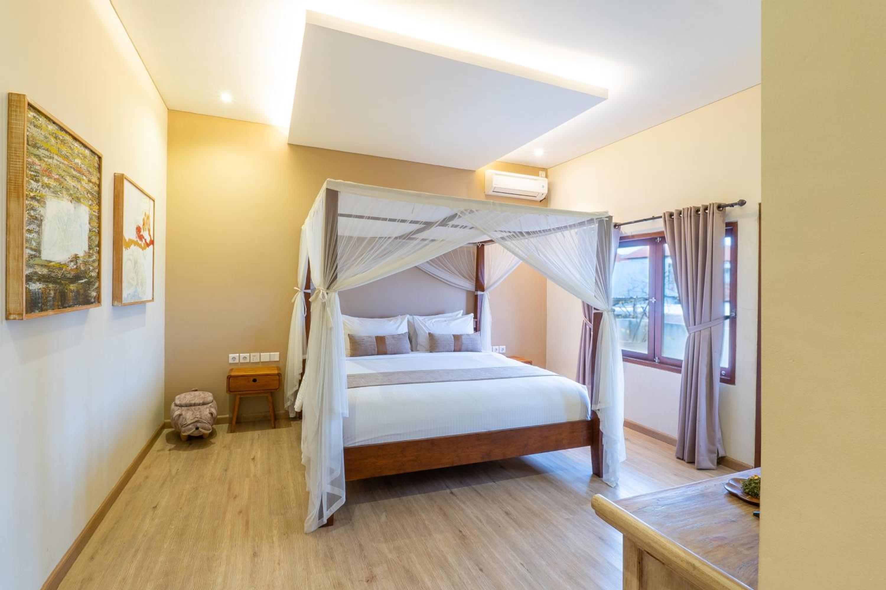 Three-Bedroom Villa with Private Pool - Villa Aku - Photo 18