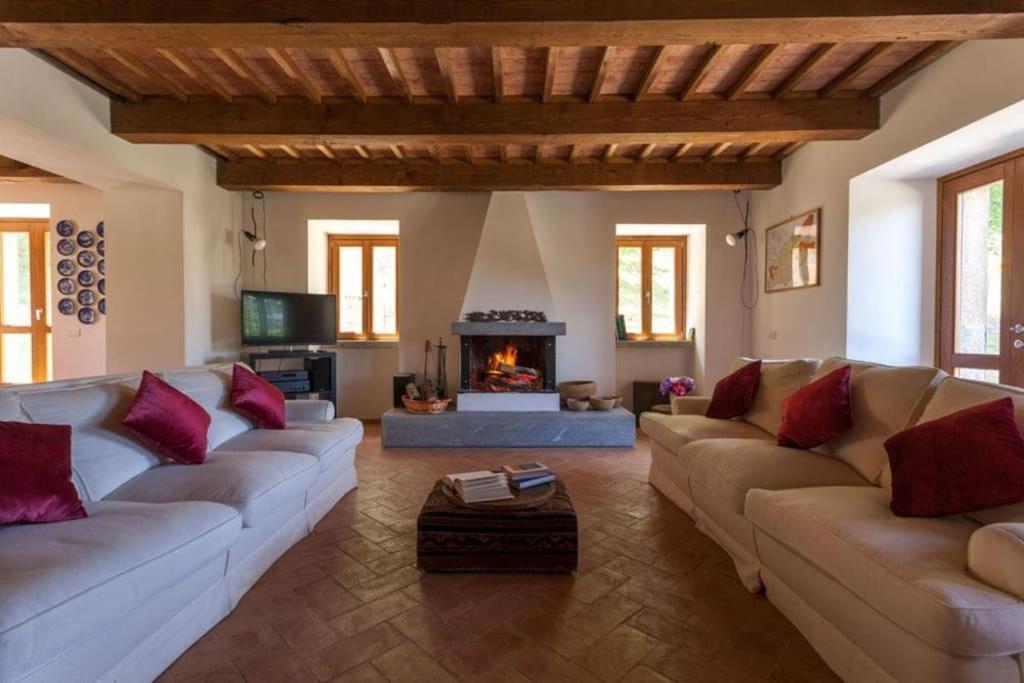 Villa photo 3
