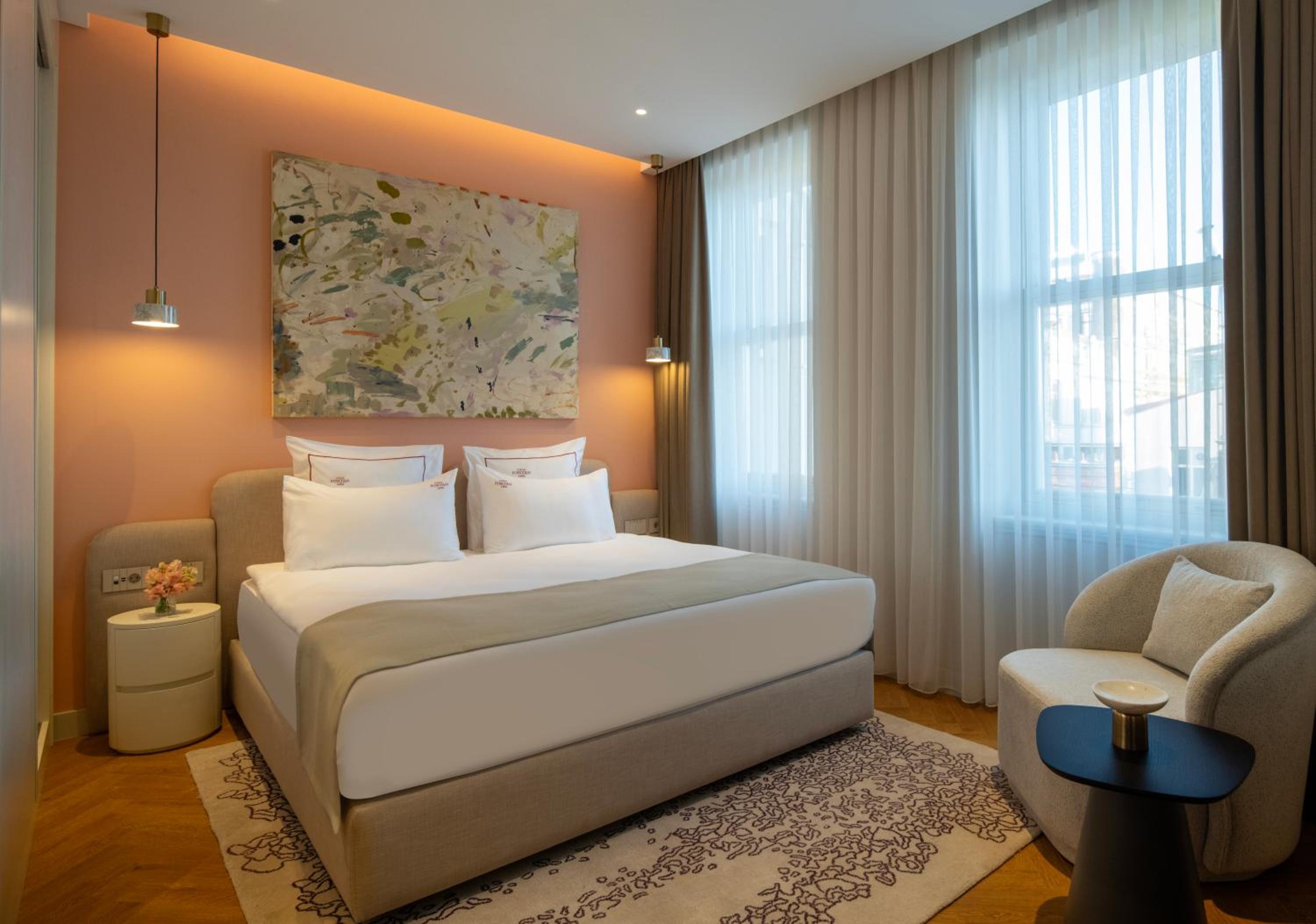 Suite photo 1