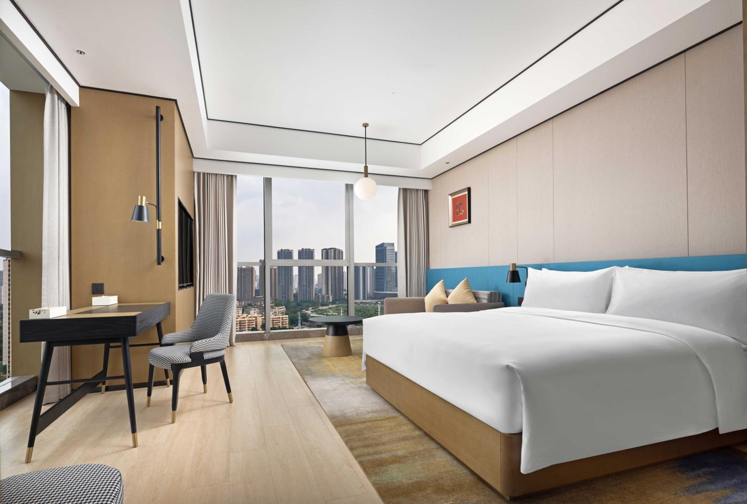 Premium King Room photo 1