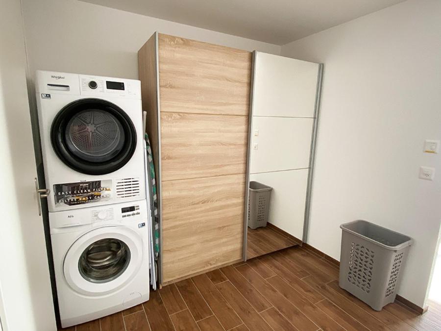 Single Room with Private Bathroom photo 3