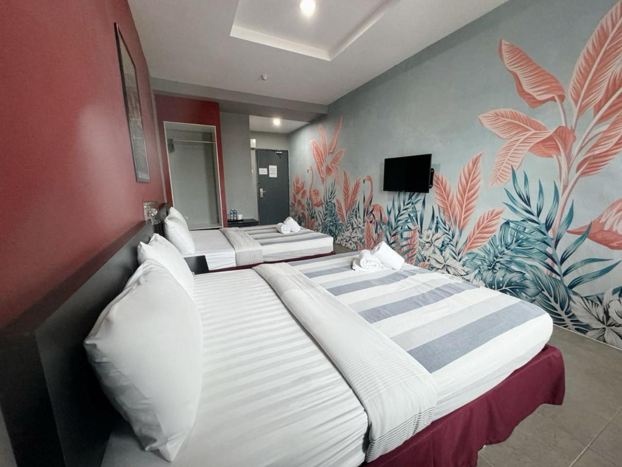 Deluxe Double or Twin Room photo 1