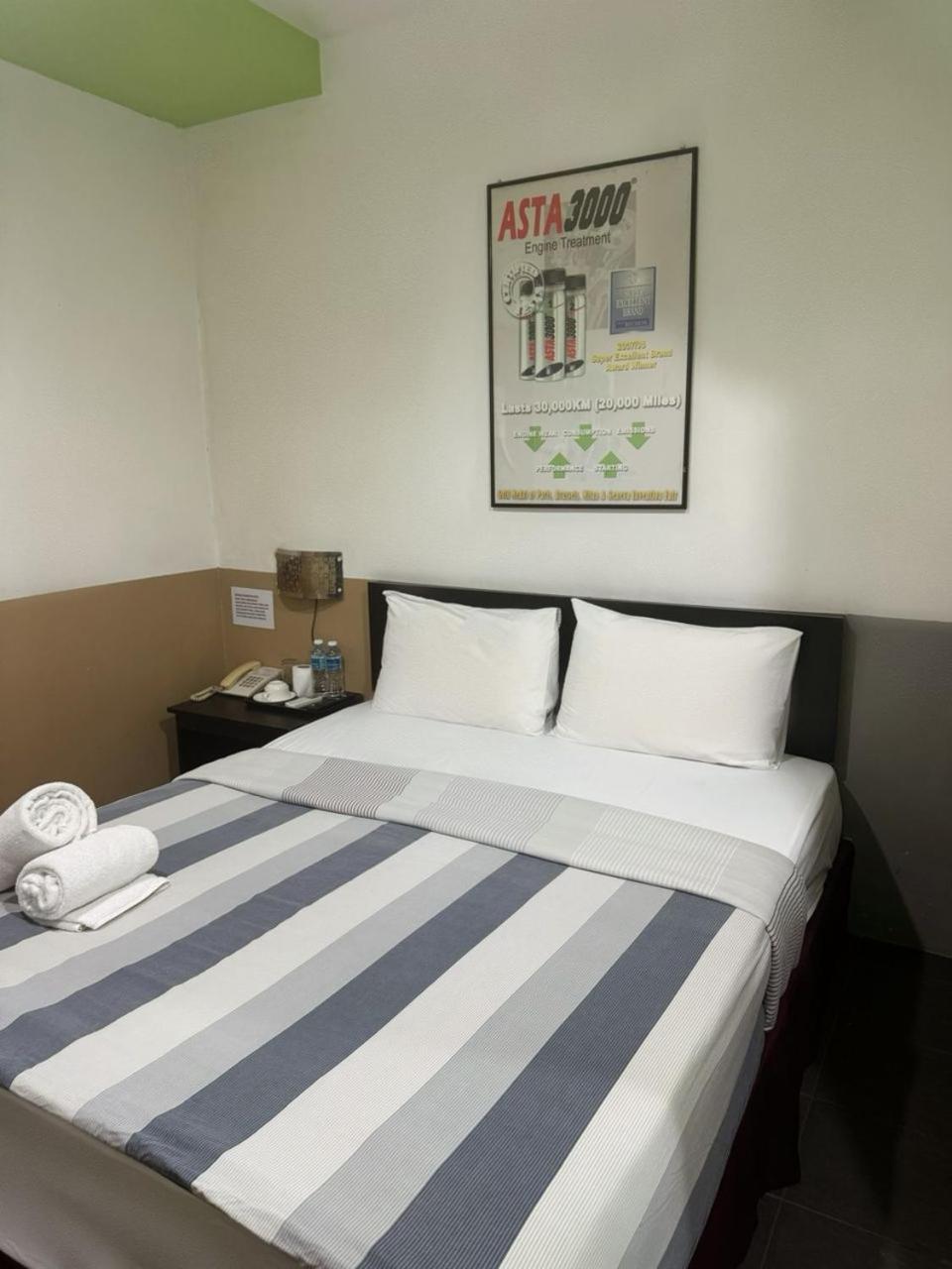 Standard Double Room - Photo 6