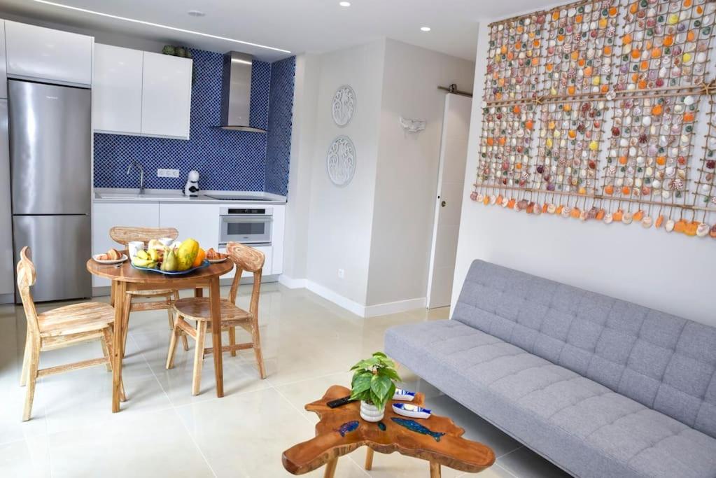 Apartment with Sea View photo 3