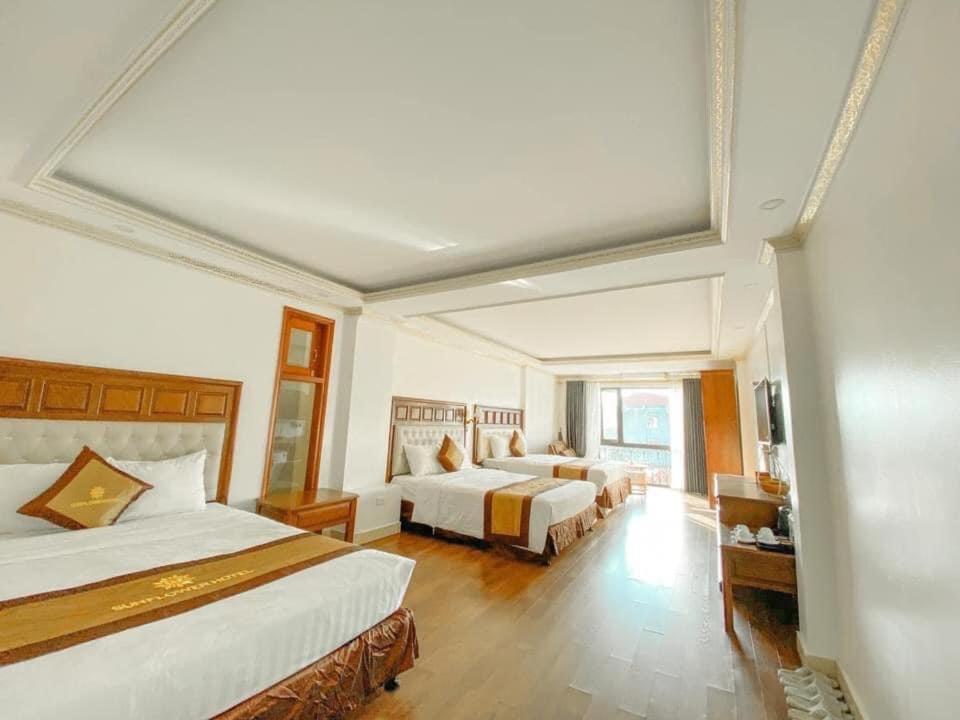 Deluxe Family Room