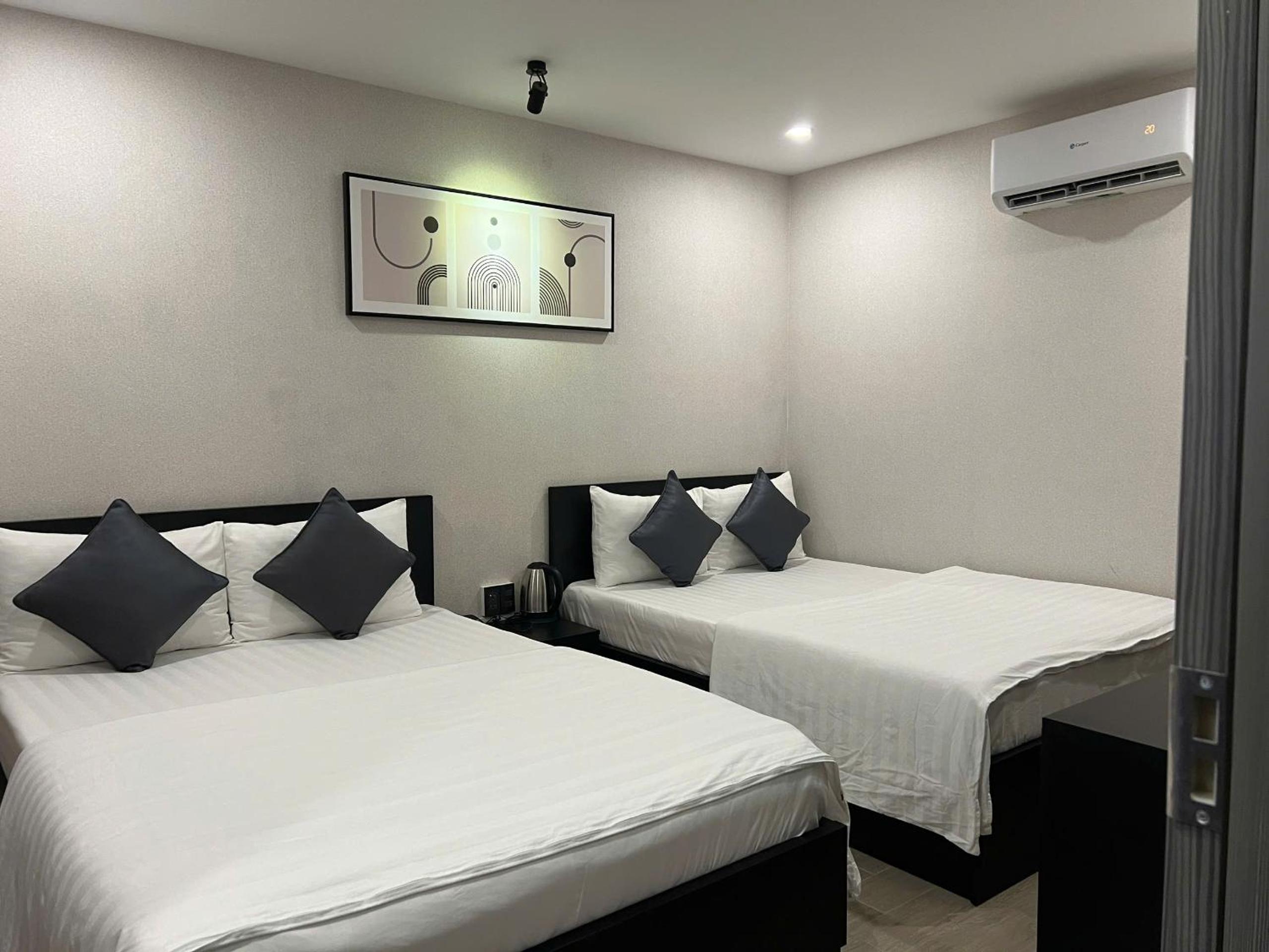 Superior Double Room with Two Double Beds