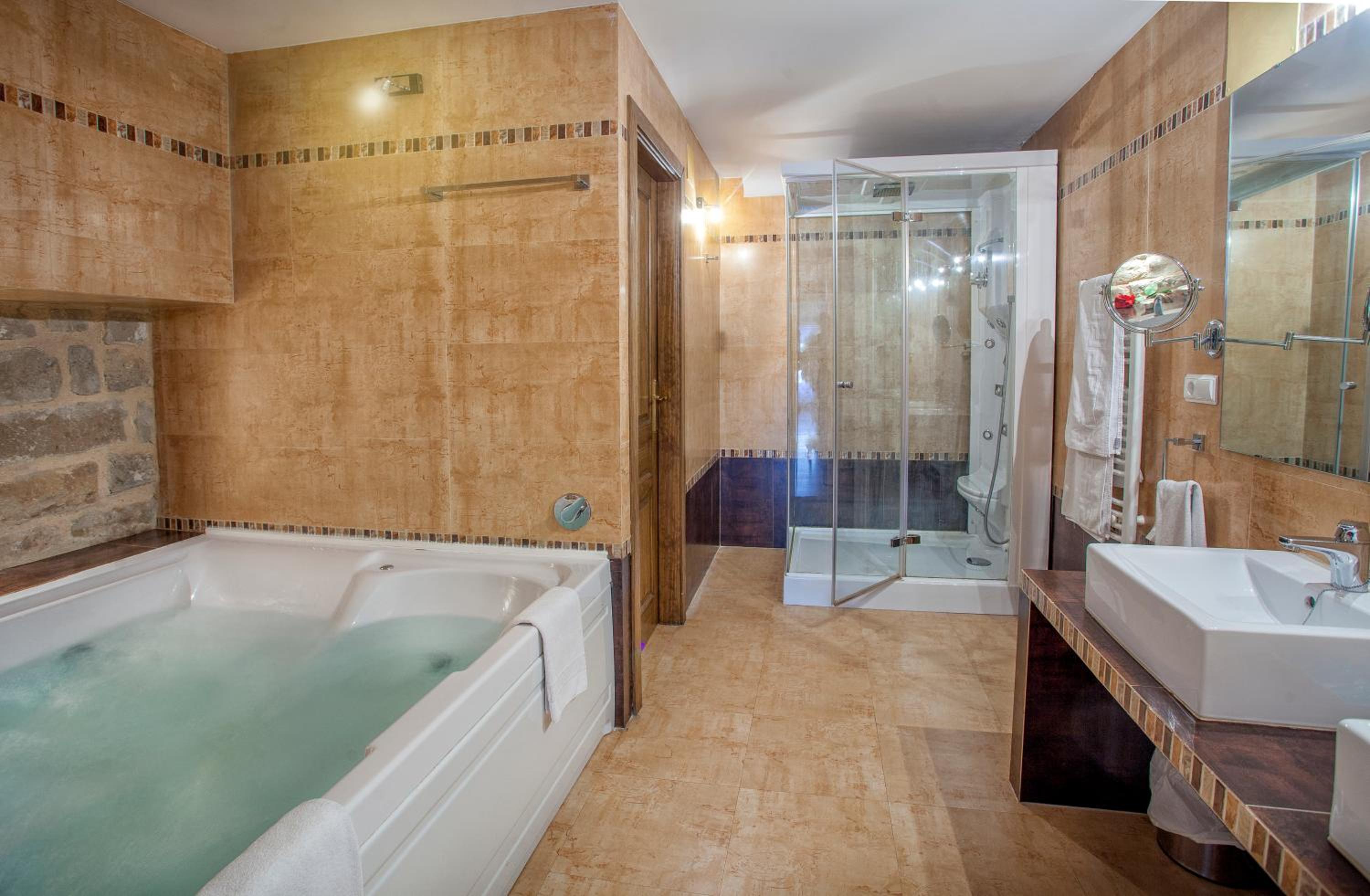 Junior Suite - Photo 2