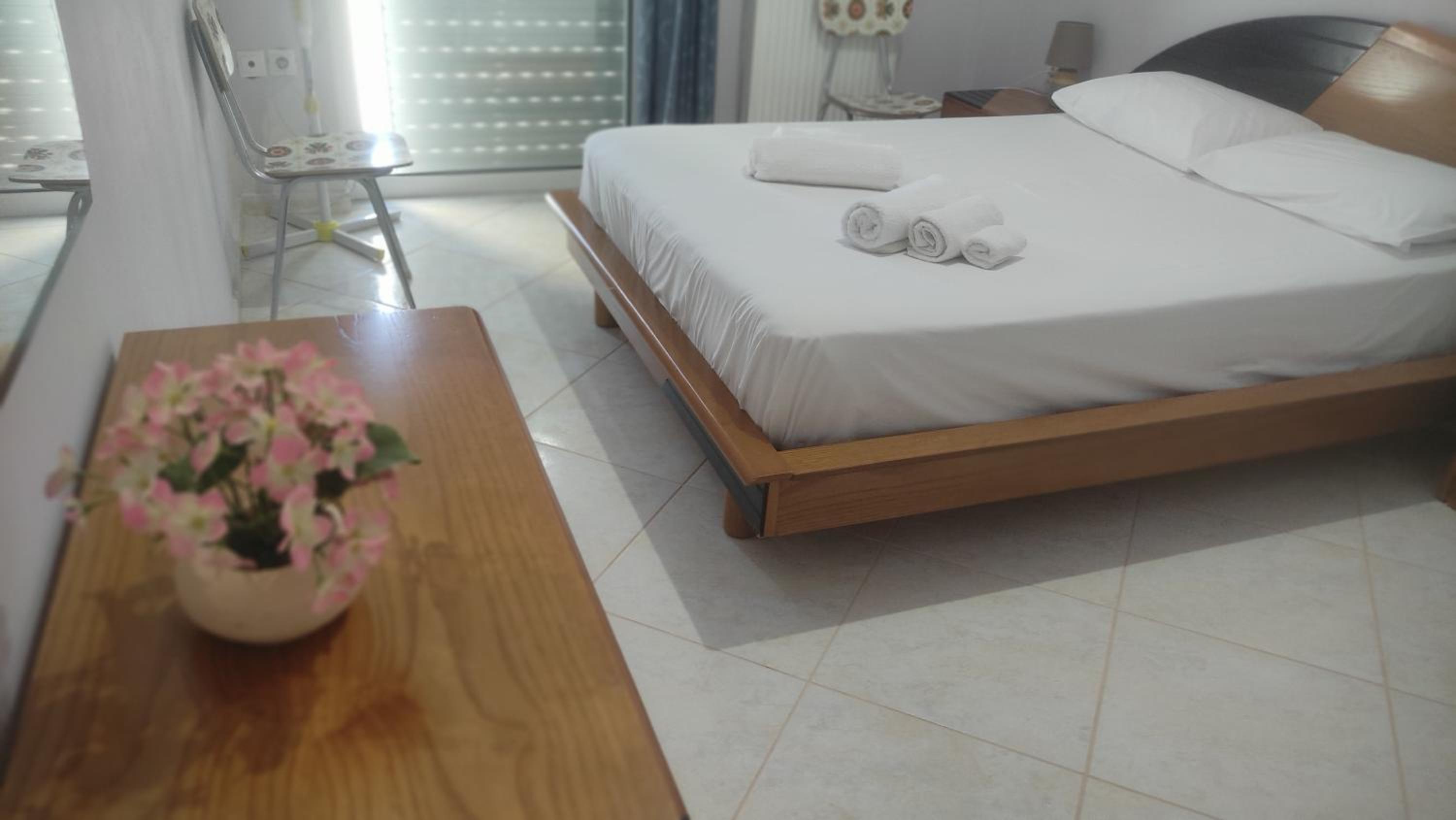 Two-Bedroom Apartment with Balcony and Terrace photo 3