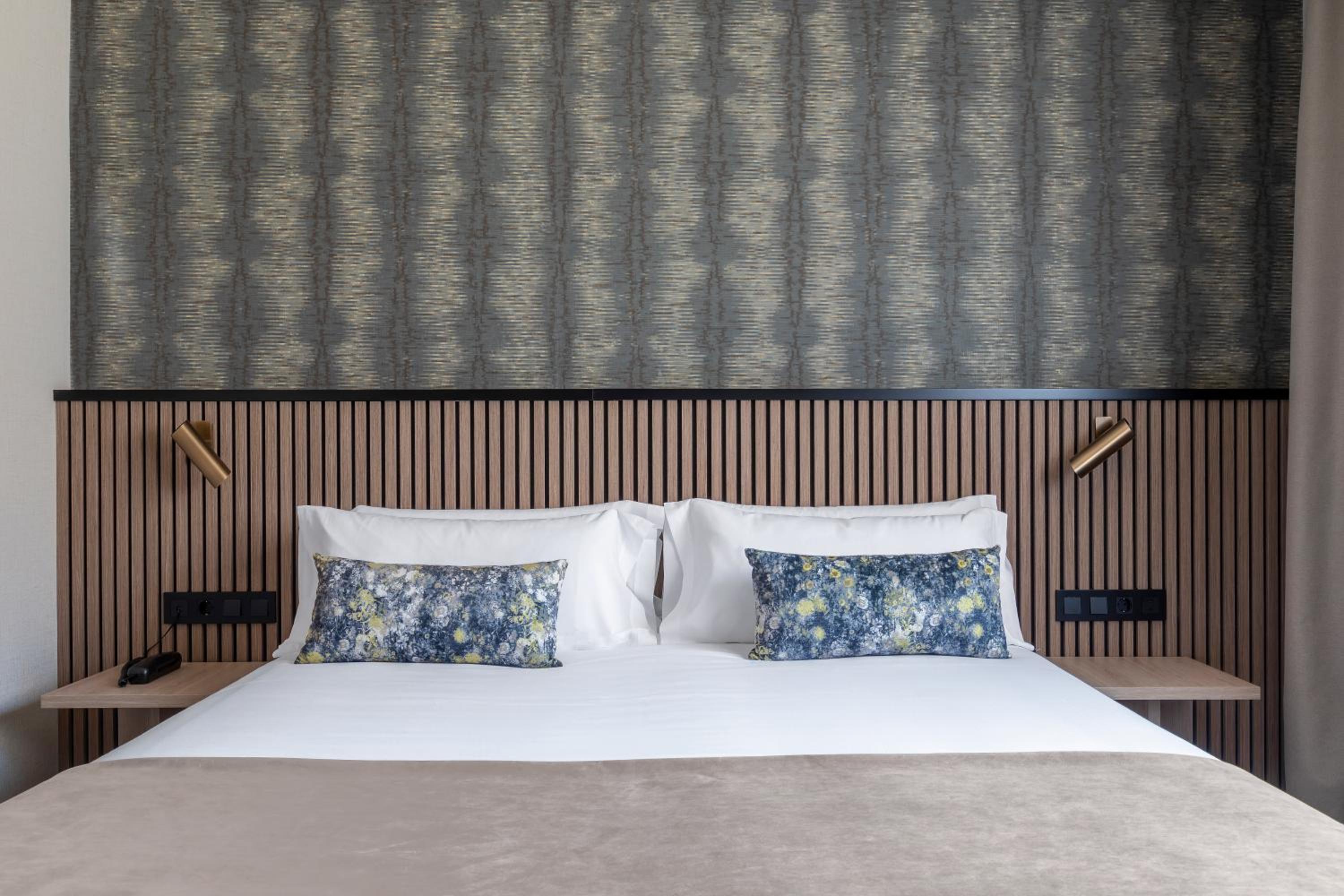 Quadruple Room - Photo 10