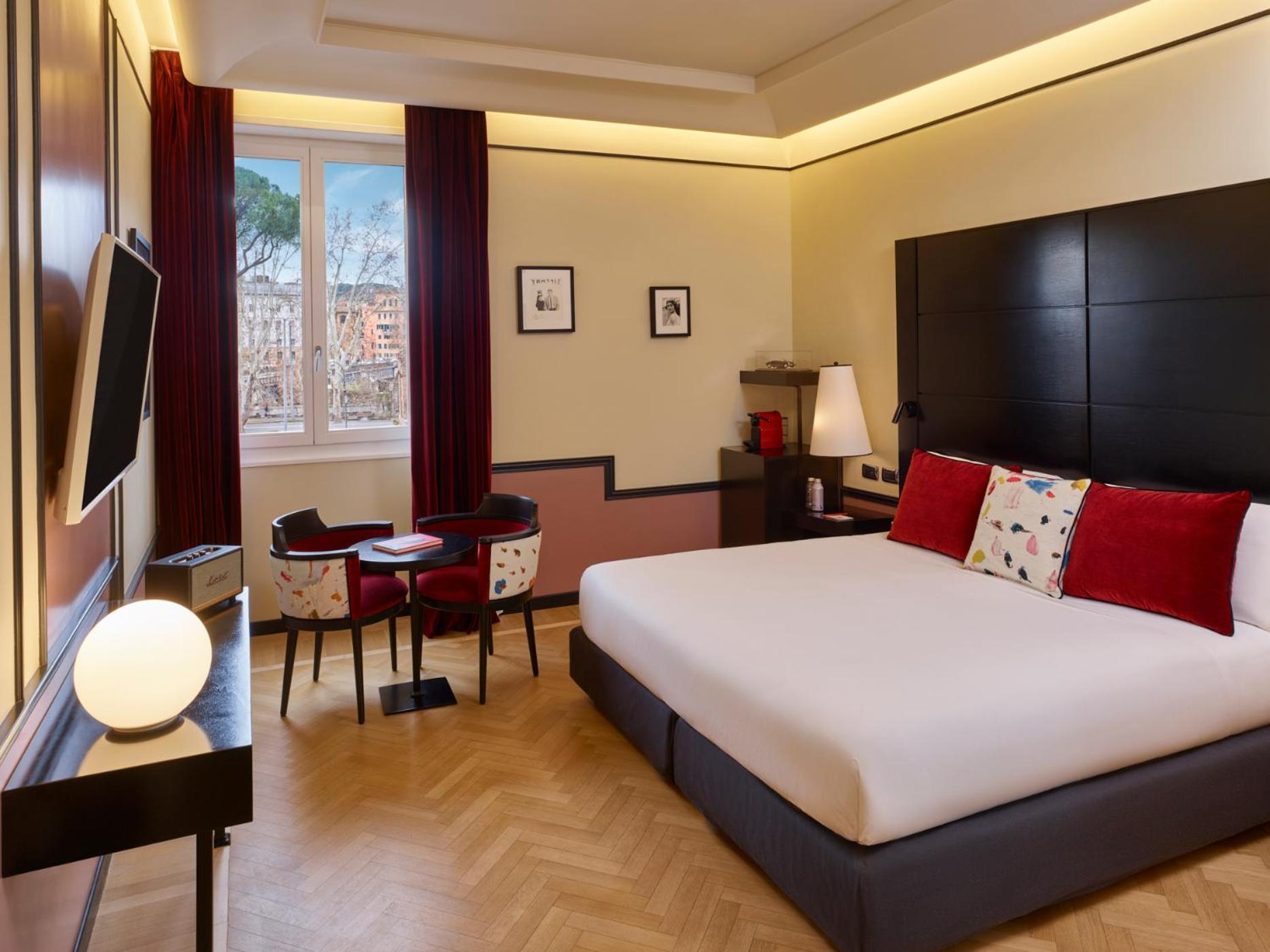 Executive Double or Twin Room with City View photo 2