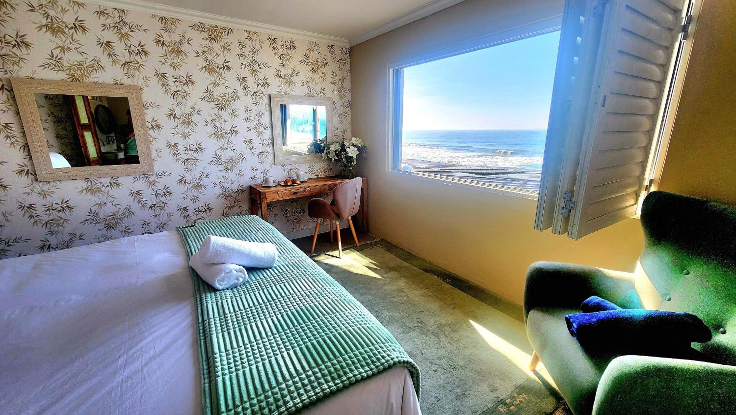 Two-Bedroom Apartment - Oceanfront  photo 1