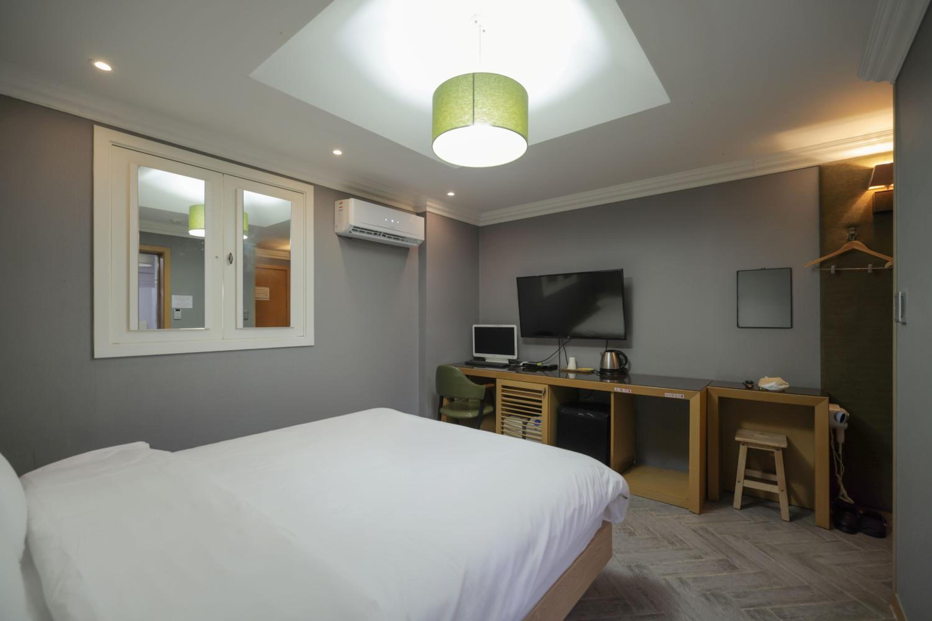 Deluxe Double Room - Photo 2